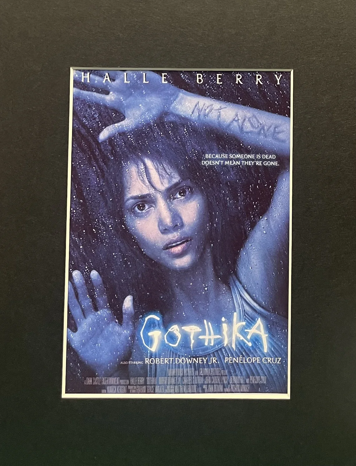 GOTHIKA. Halle Berry. 35mm Film Cell Mounted Display, изображение 3