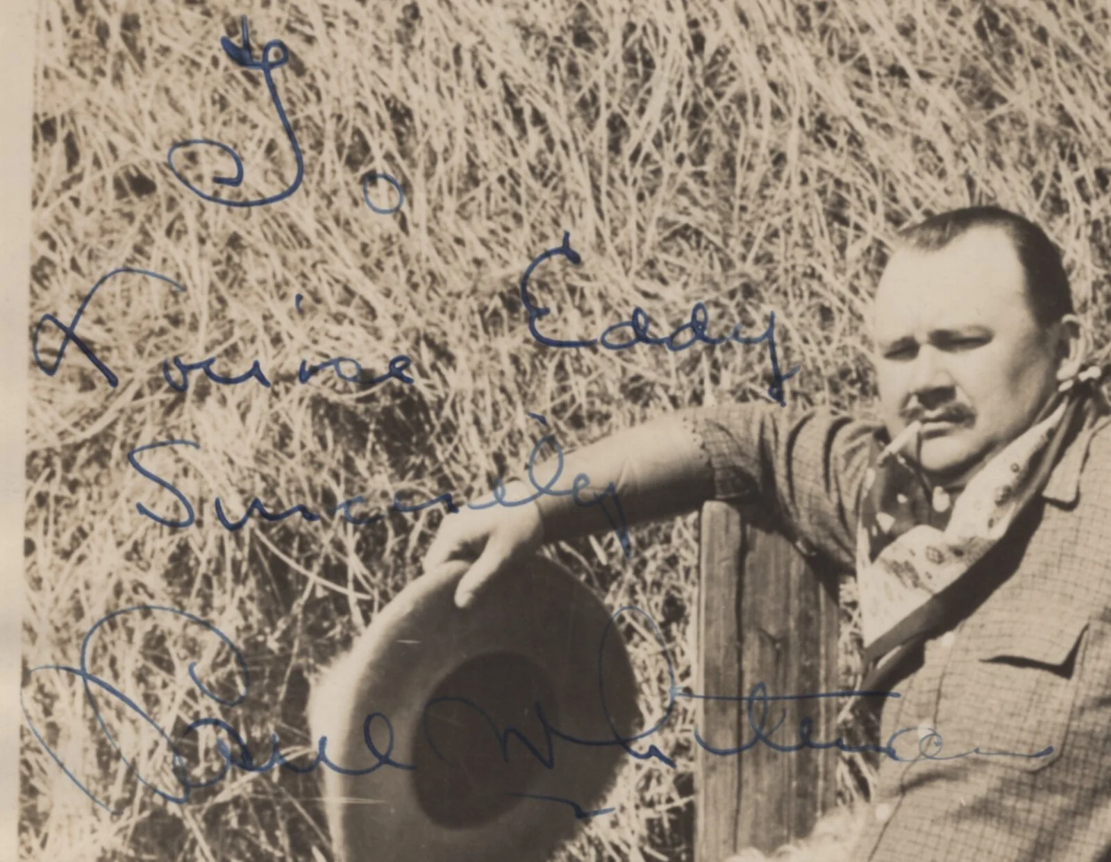 RARE PAUL WHITEMAN Signed 8x10 Photo Jazz Cowboy Outfit Smoking Cig Fur Chaps, изображение 2