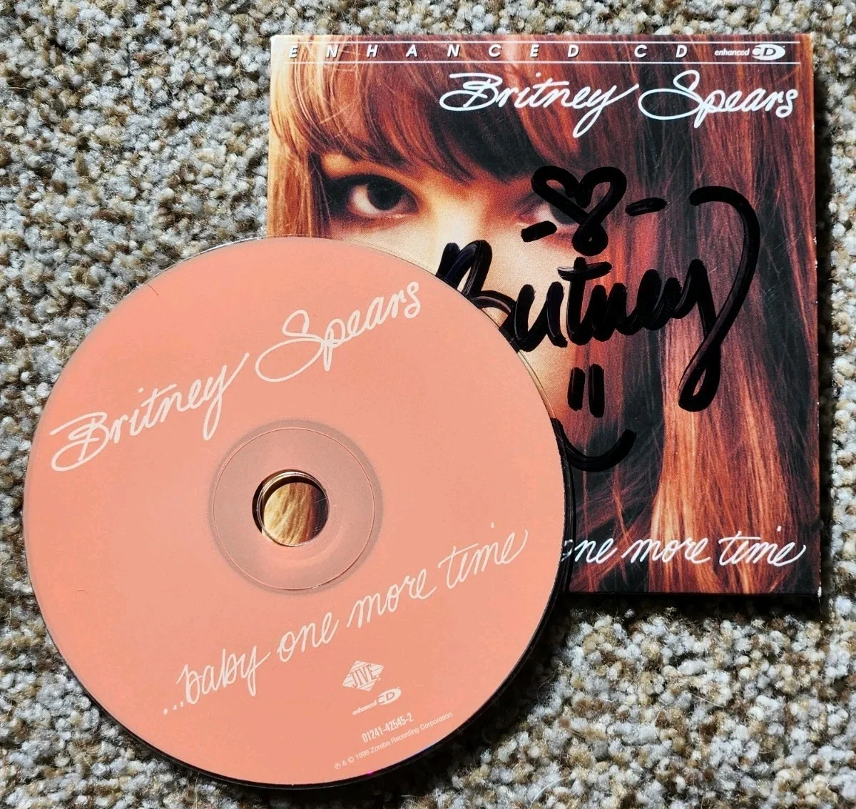 BRITNEY SPEARS SIGNED BABY ONE MORE TIME CD SINGLE AUTOGRAPHED RARE, image 3