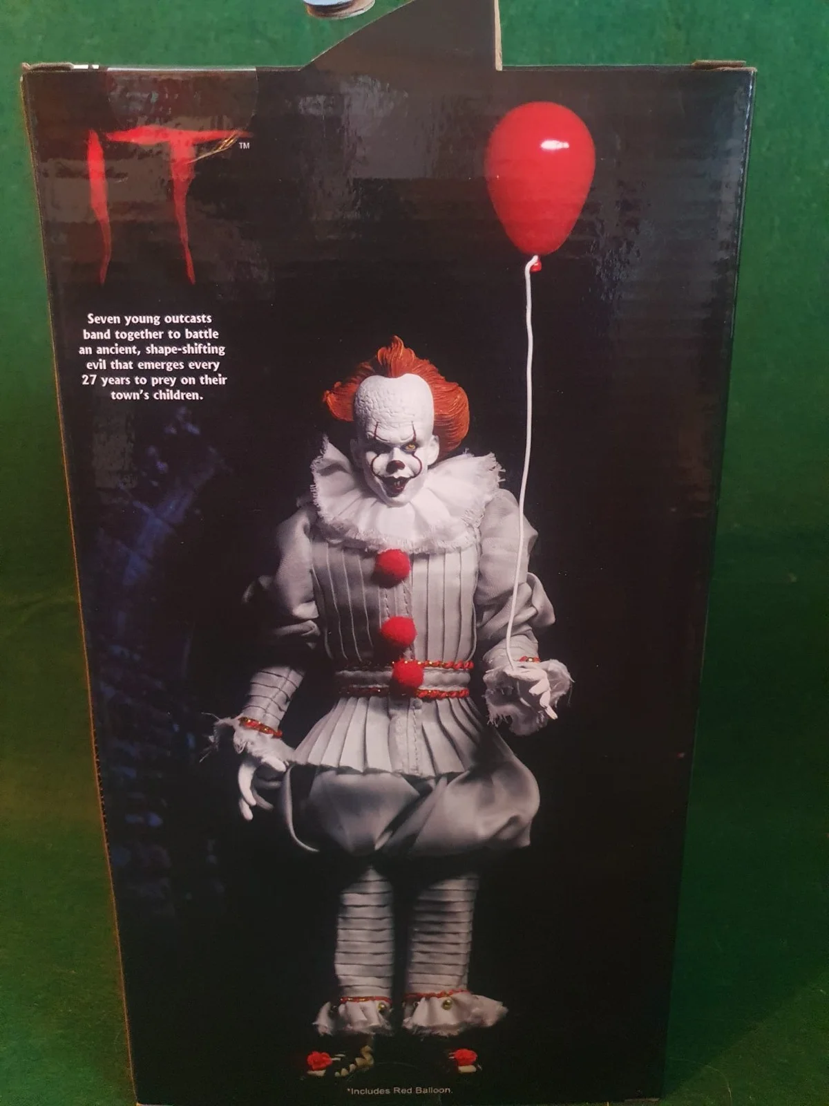 NECA IT 2017 Pennywise 8” Clothed Figure Factory Sealed, image 4