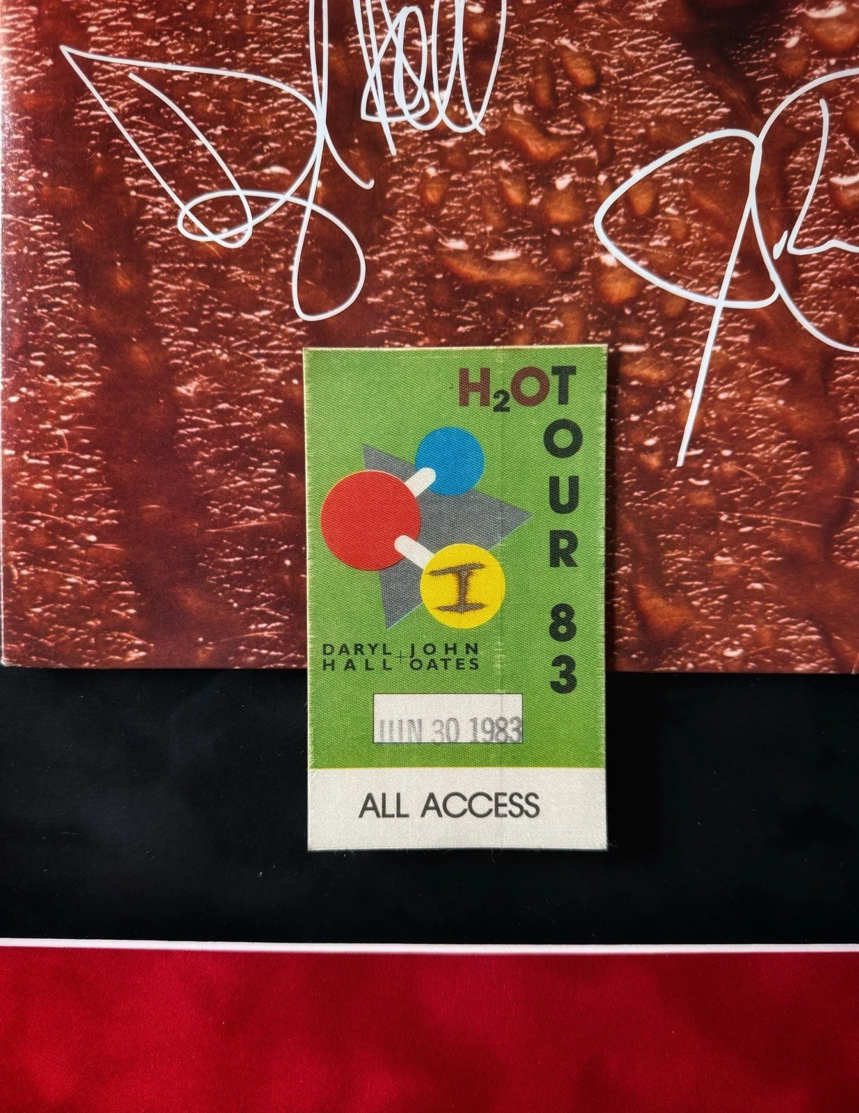 Daryl Hall & John Oates Hand Signed 1982 H2O Album W/Backstage Pass From 83 Tour, image 5
