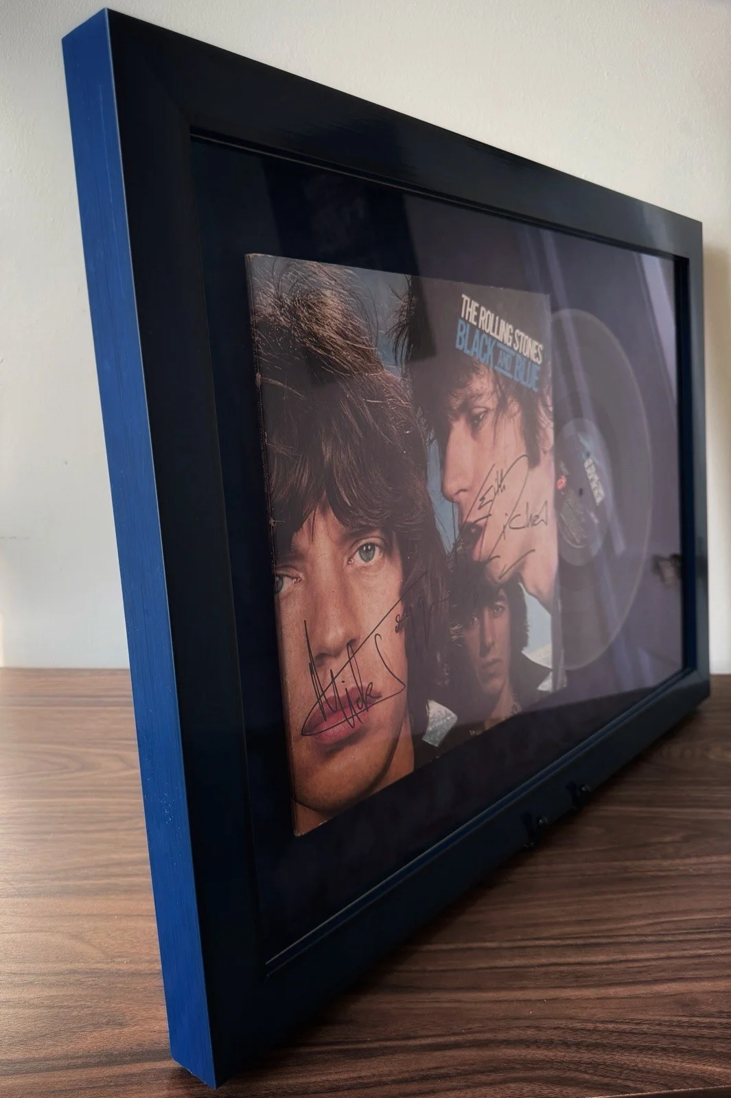 Mick Jagger & Keith Richards Hand Signed 1976 Rolling Stones Black And Blue LP, image 5