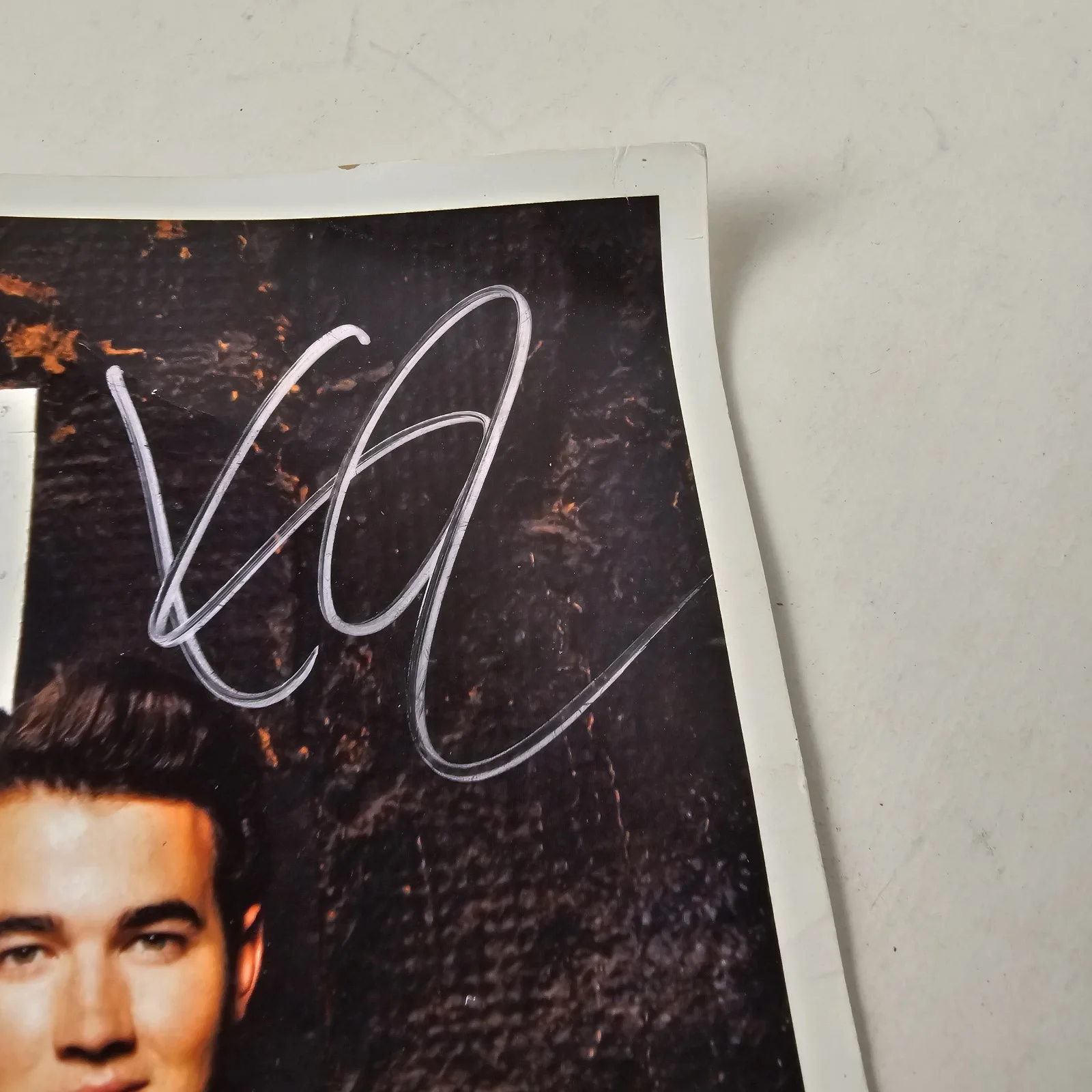 2010 Jonas Brothers Autograph Photo Authentic Has Unframed Wear See Pics, изображение 3
