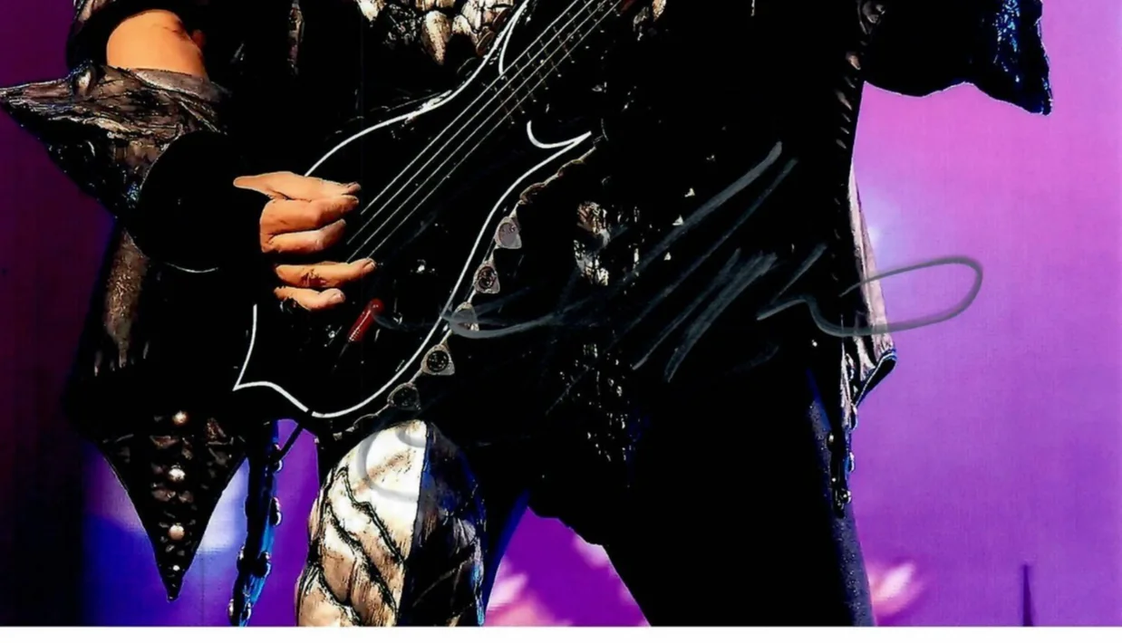 Gene Simmons Kiss Bassist Singer Signed Autographed 8 x 10 Photo TTM COA, изображение 2