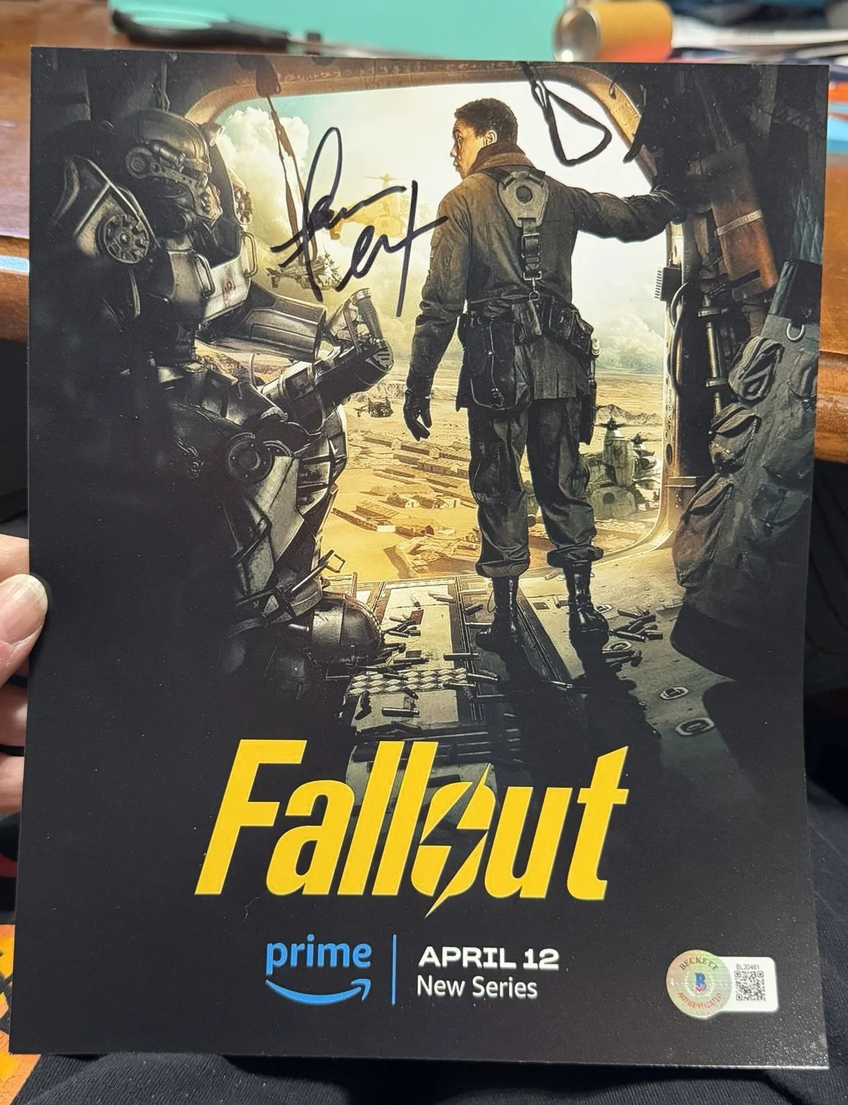 Aaron Moten — Aaron Moten signed Fallout 8x10 photo autograph Beckett COA, image 5