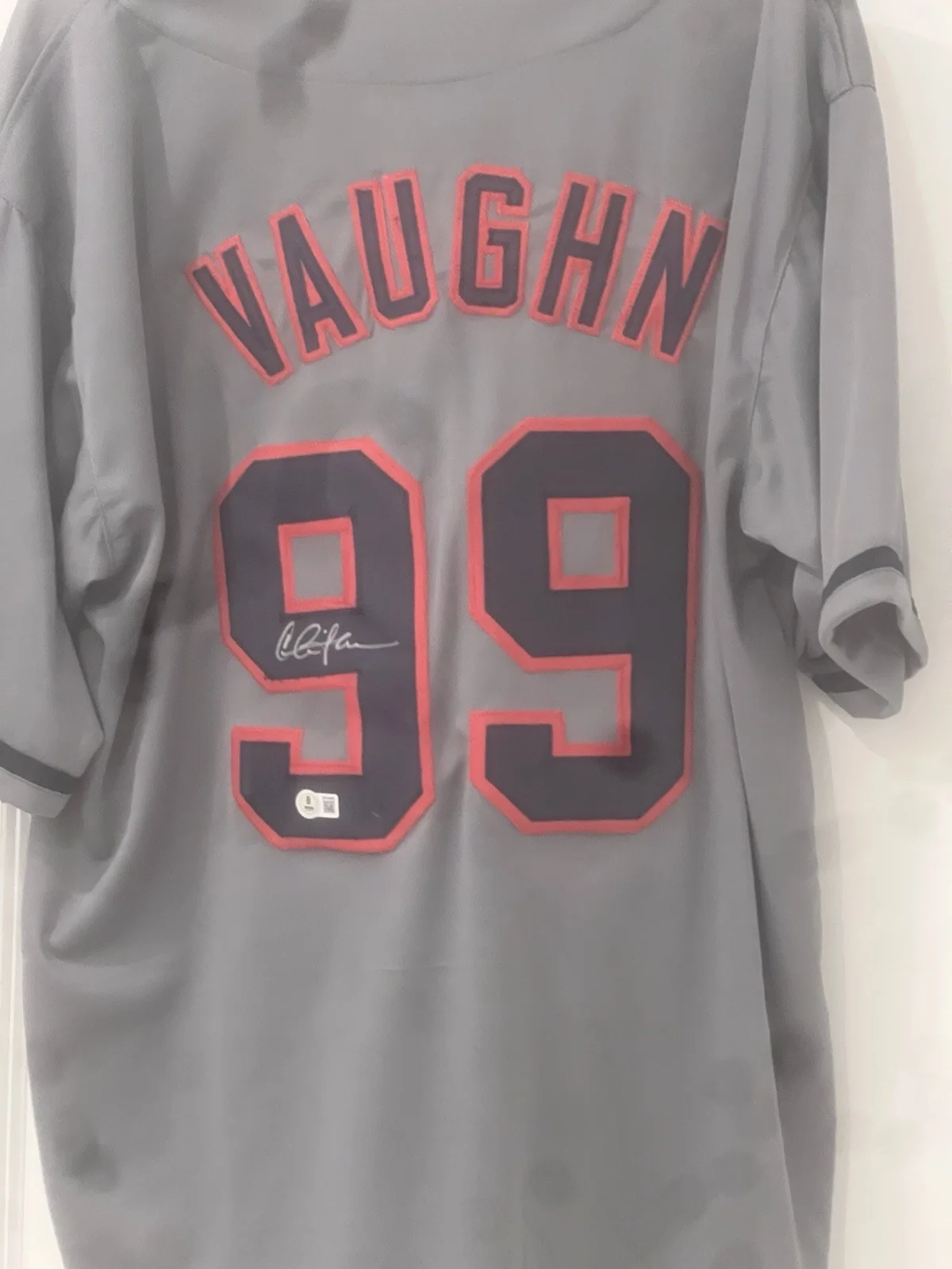 CHARLIE SHEEN signed custom Rick Vaughn “WildThing” jersey w beckett coa, изображение 2