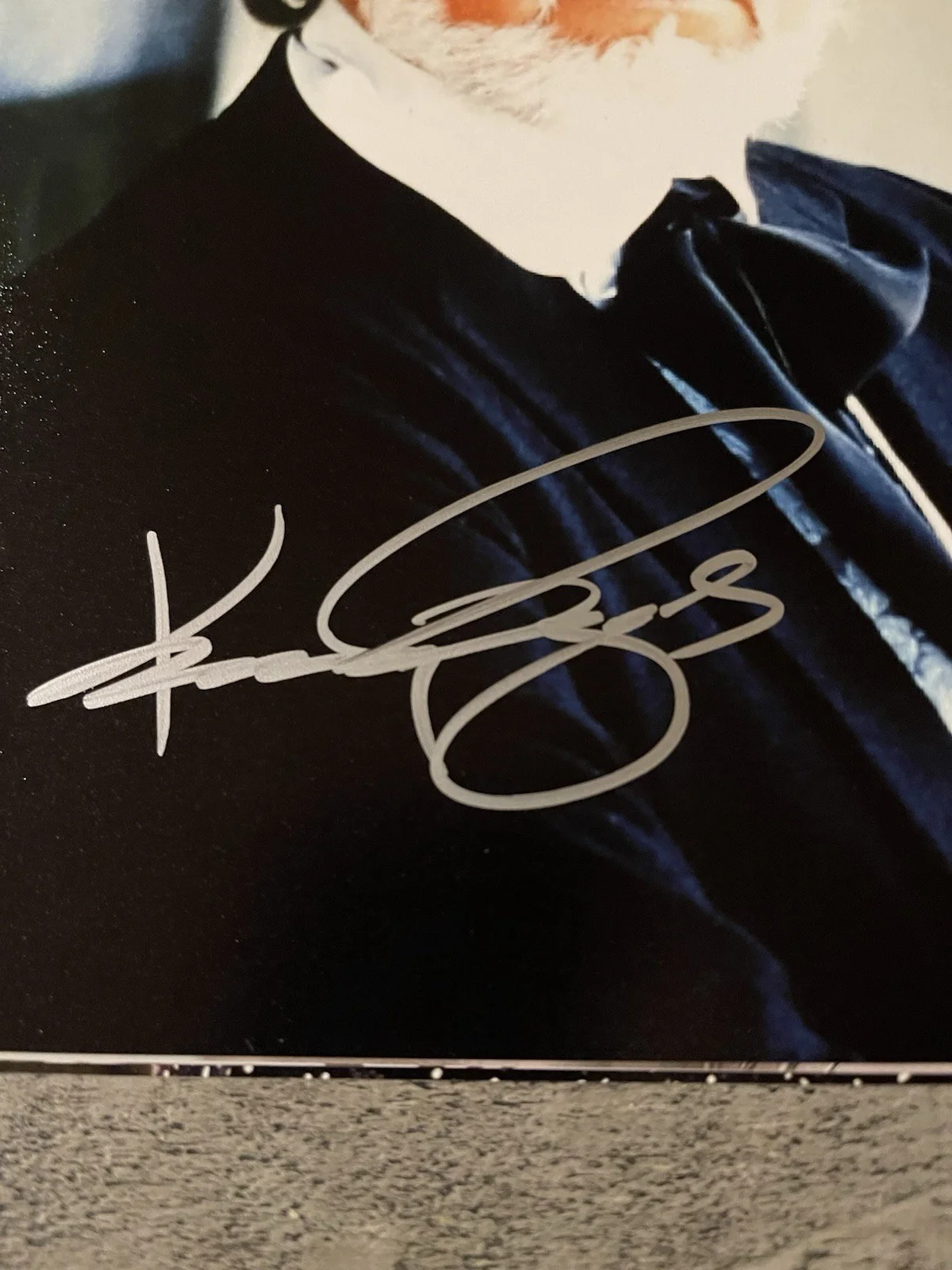 Kenny Rogers Signed 8x10 Autographed Photo With COA Country Singer The Gambler, изображение 2