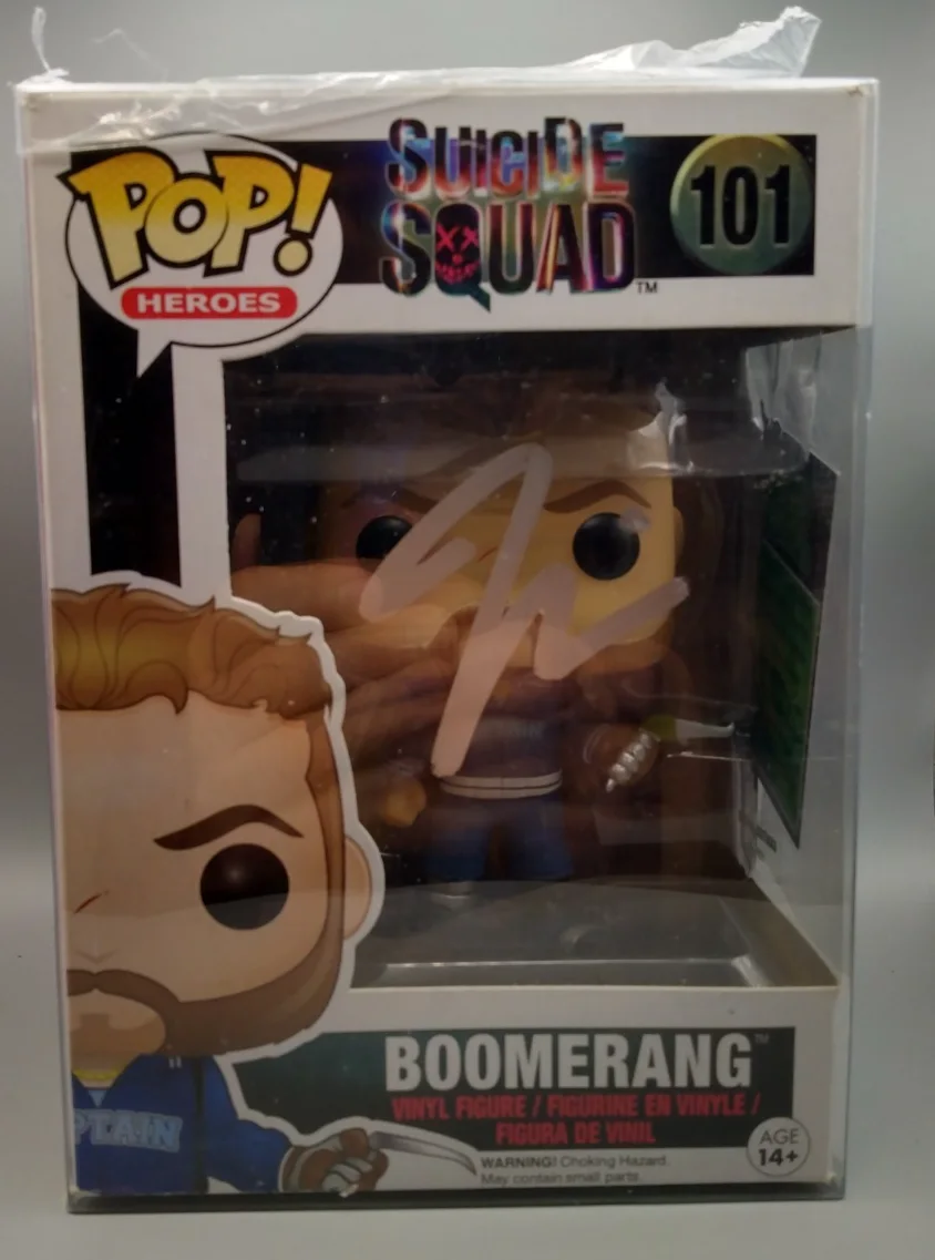 Jai Courtney — Jai Courtney Signed Autographed Boomerang Funko Pop #101 COA #108000 AUTO, изображение 2