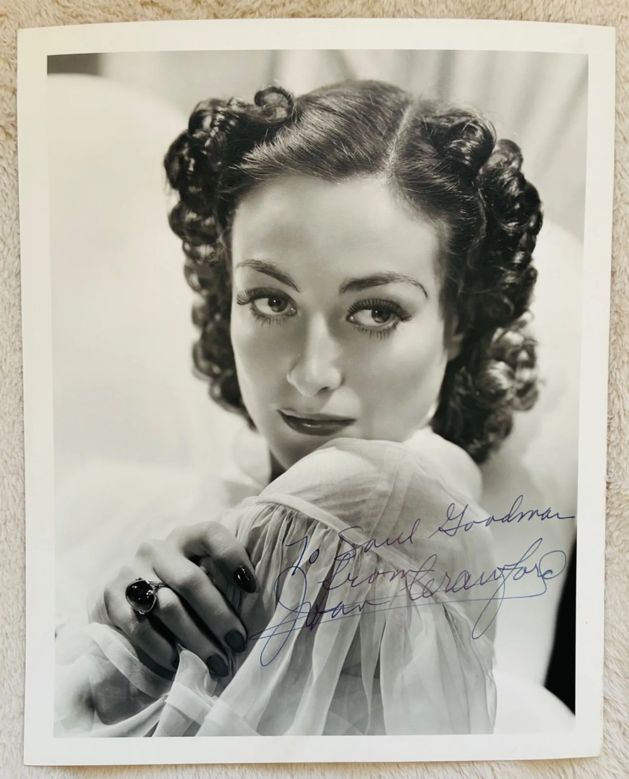 Joan Crawford — Joan Crawford signed 8x10 Hurrell stamped 1932 portrait