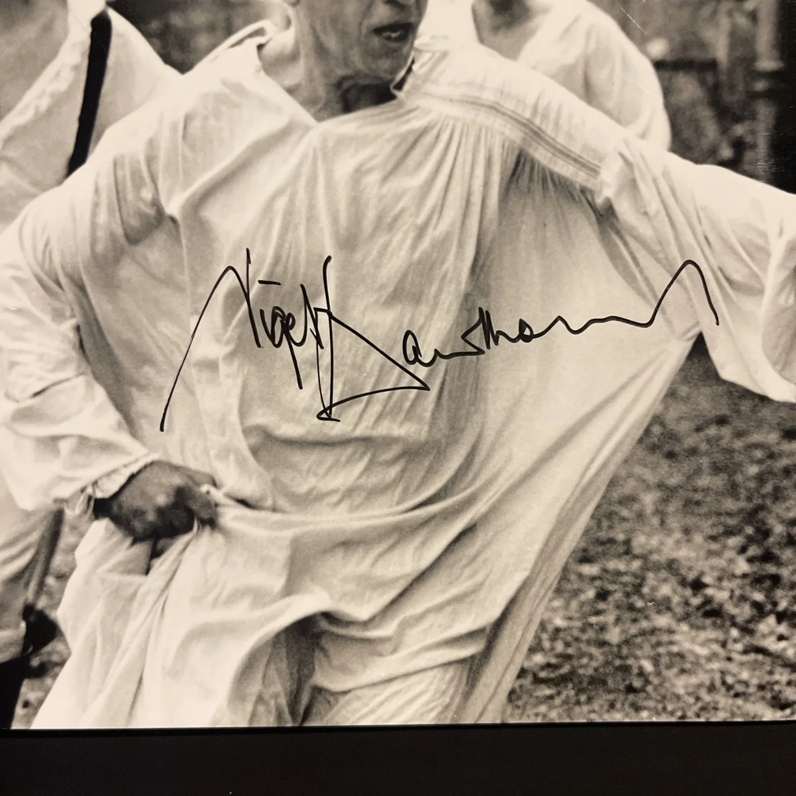 NIGEL HAWTHORNE: Hand Signed Original Celebrity Photo 8 x 10”/ KSK, изображение 2