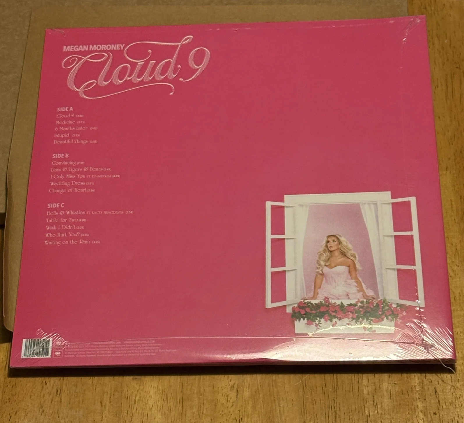 Megan Moroney Signed Cloud 9 Album Vinyl Sealed Record, изображение 3