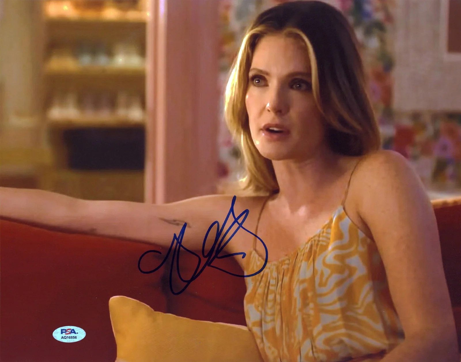 Meghann Fahy — Meghann Fahy The White Lotus Authentic Signed 11x14 Photo PSA/DNA #AQ16856