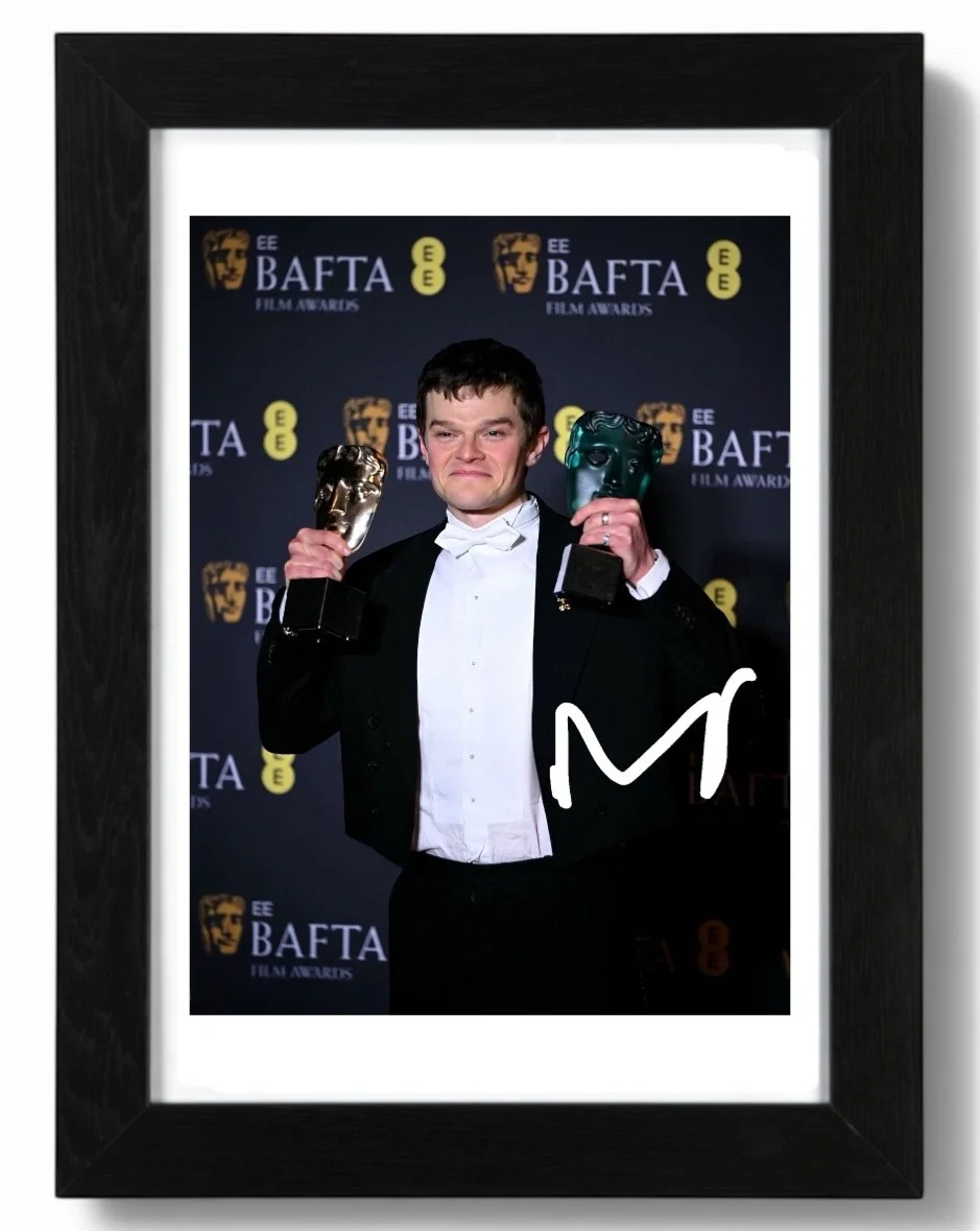Robert Aramayo Signed Autograph PHOTO Pre Print 6x4/A4/ Framed, изображение 3