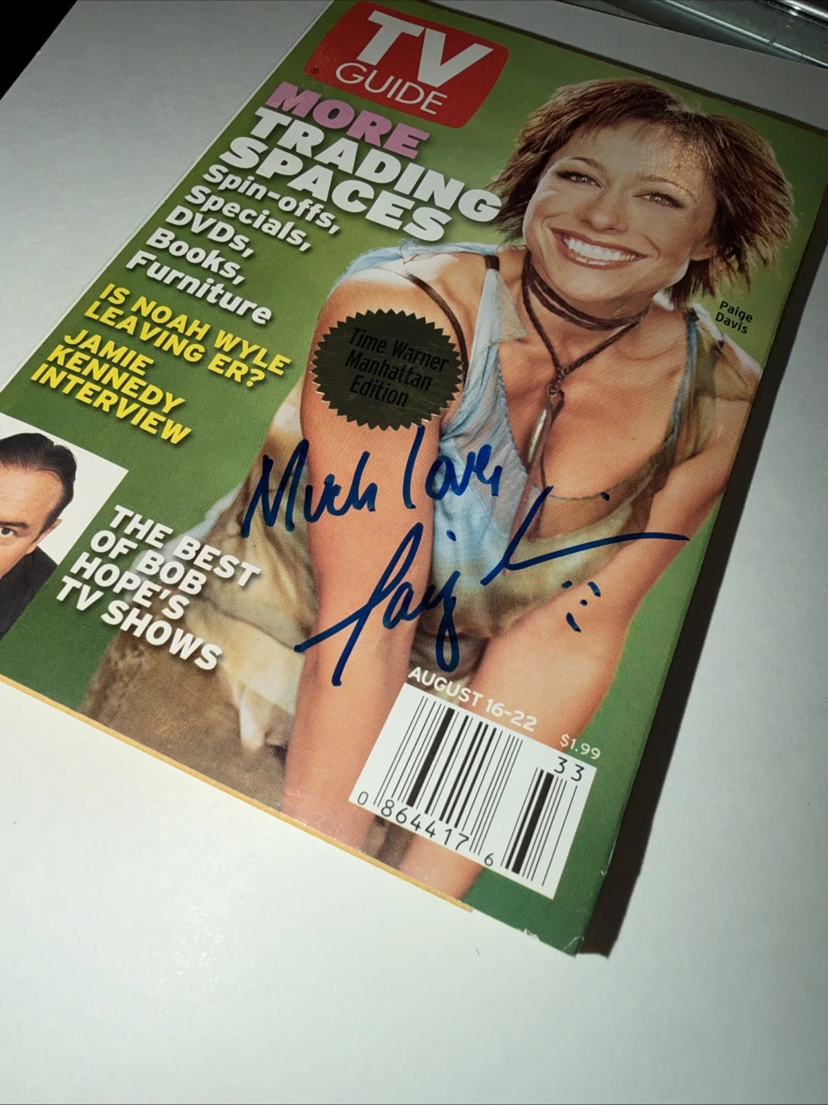 Paige Davis Signed Autographed TV Guide TLC Trading Spaces, изображение 3