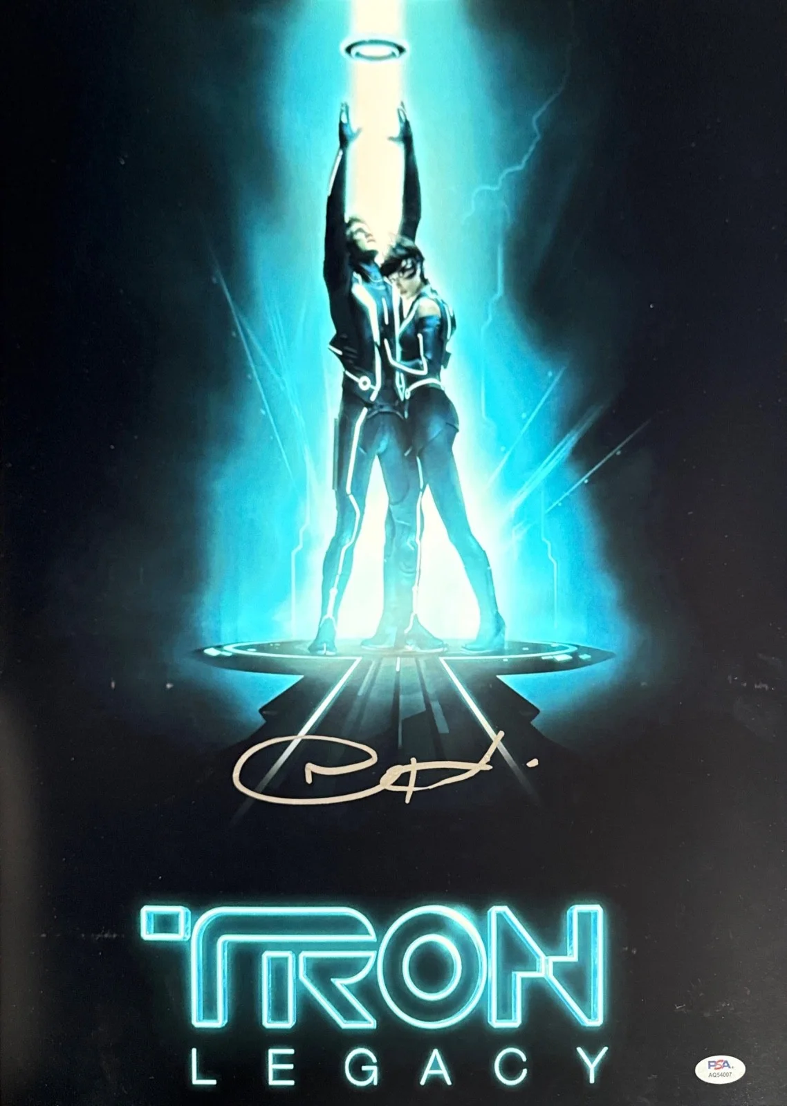 Joseph Kosinski — Joseph Kosinski Signed 16x20 Tron Legacy Movie Poster Director PSA AQ54007