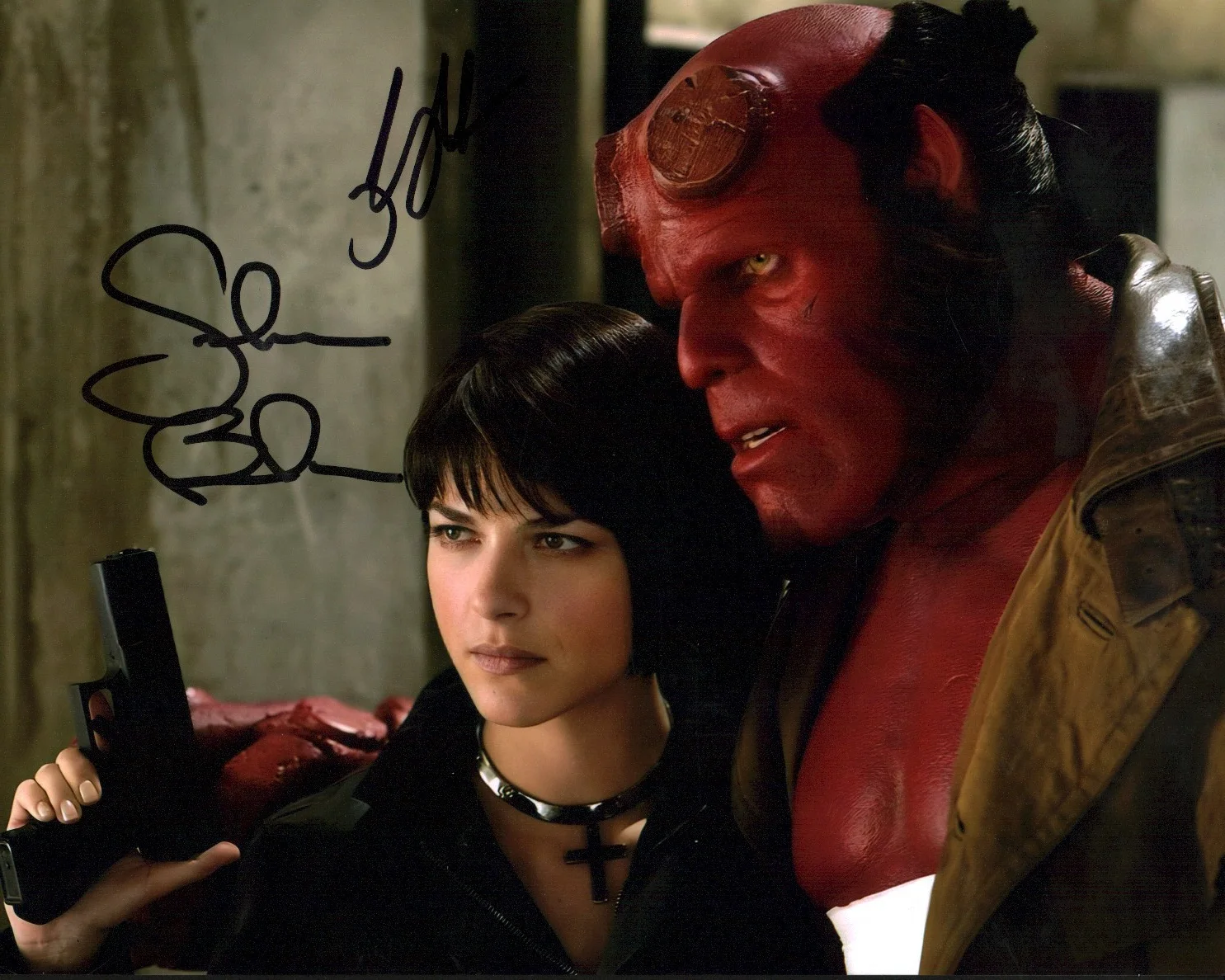 Selma Blair, Ron Perlman — Hellboy 8x10 Photo Cast x2 Signed Selma Blair, Ron Perlman JSA Certified Auto