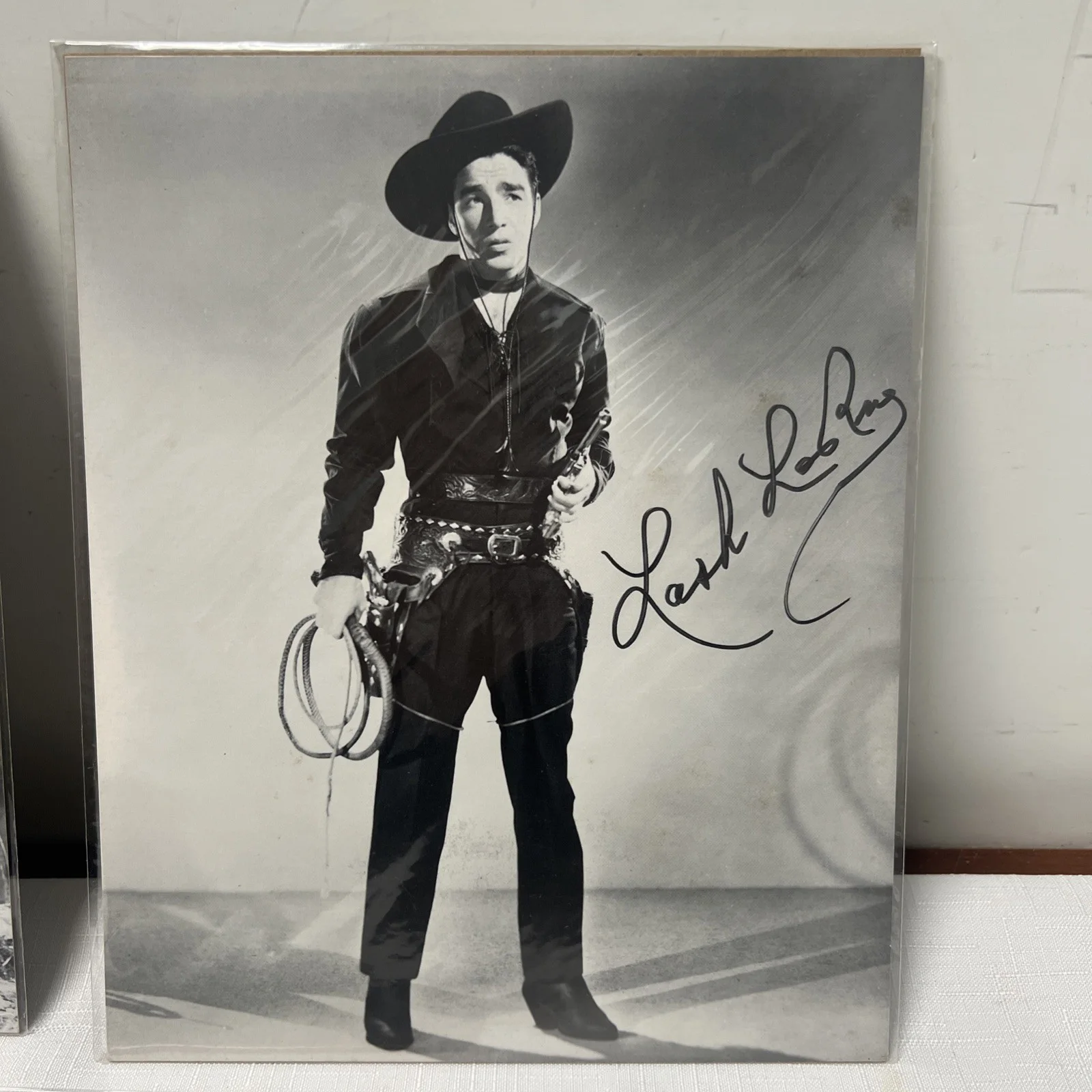 Lash La Rue — 3 Vintage Signed Photos of Lash La Rue 1940's, изображение 4