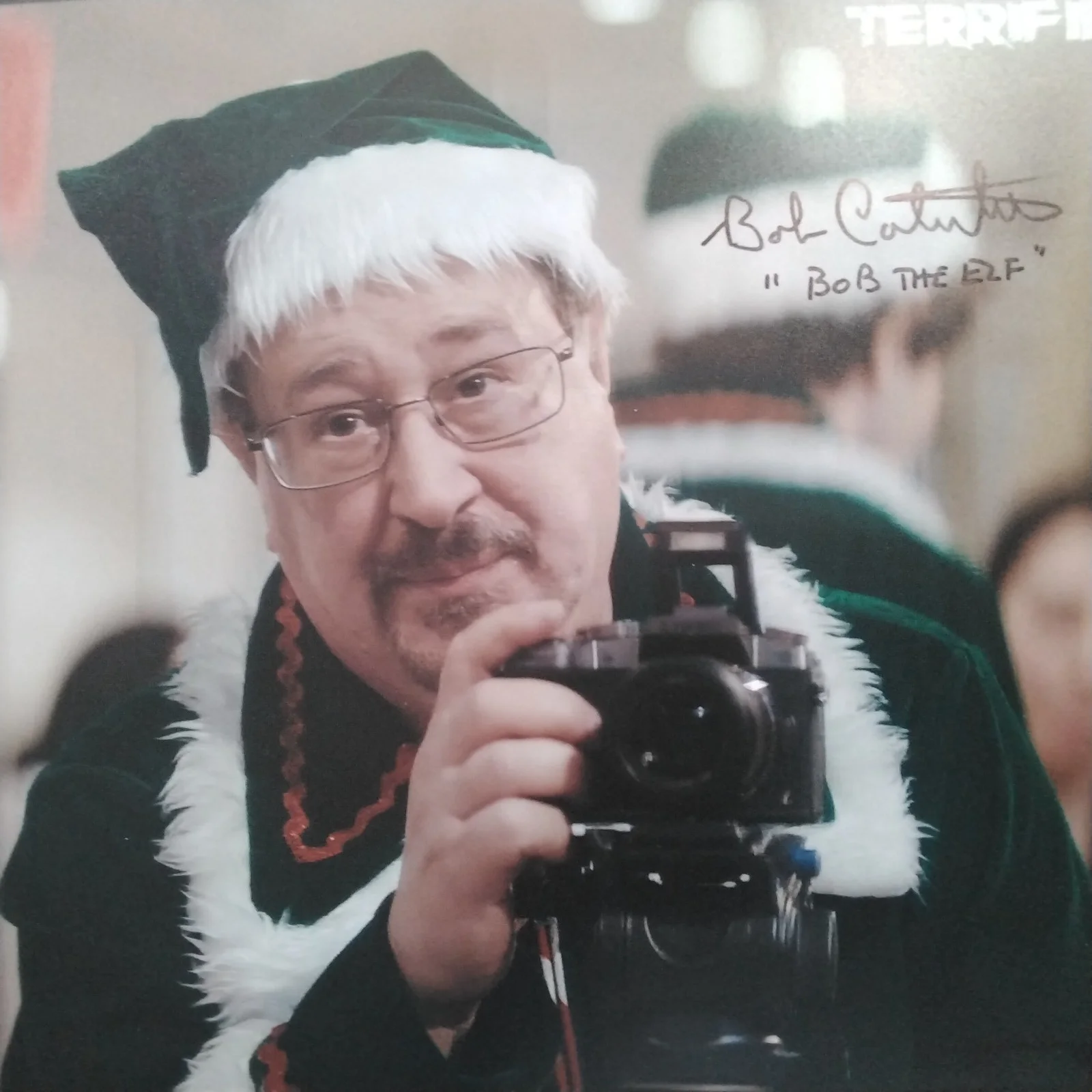 Bob Catalano SIGNED 8x10 Photo Damien Leone Terrifier "Bob The Elf" Horror Film, изображение 2