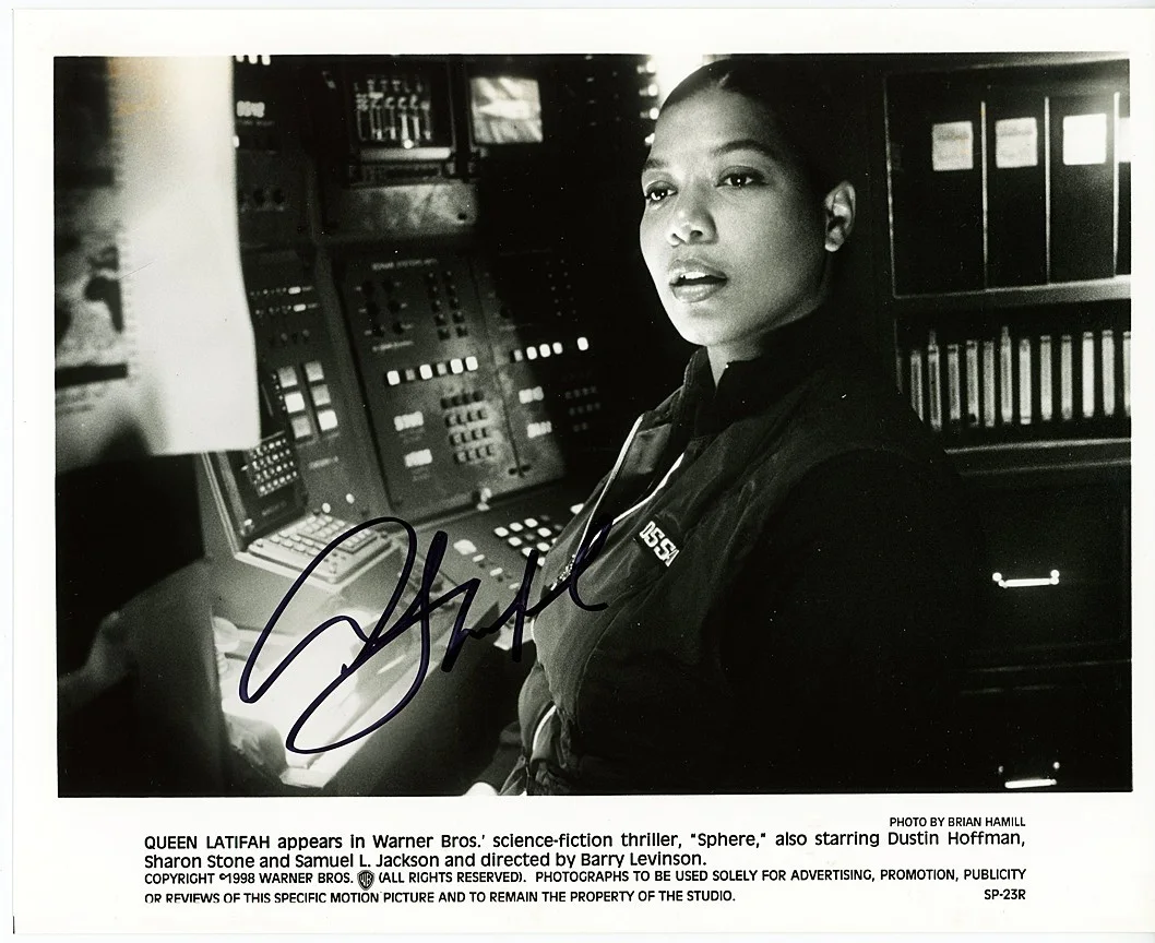 Queen Latifah — 1998 -QUEEN LATIFAH- MEARS Signed/Autograph/Auto 8x10 SPHERE Movie/RAP Photo