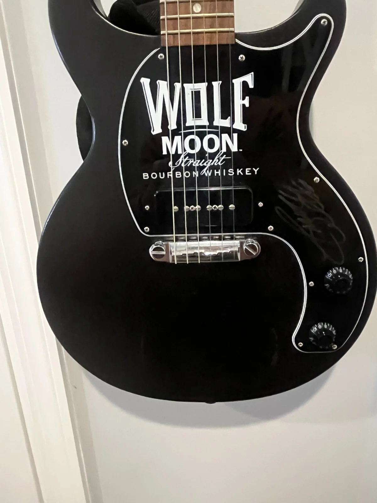 Jason Aldean Signed Gibson Les Paul Junior, image 4