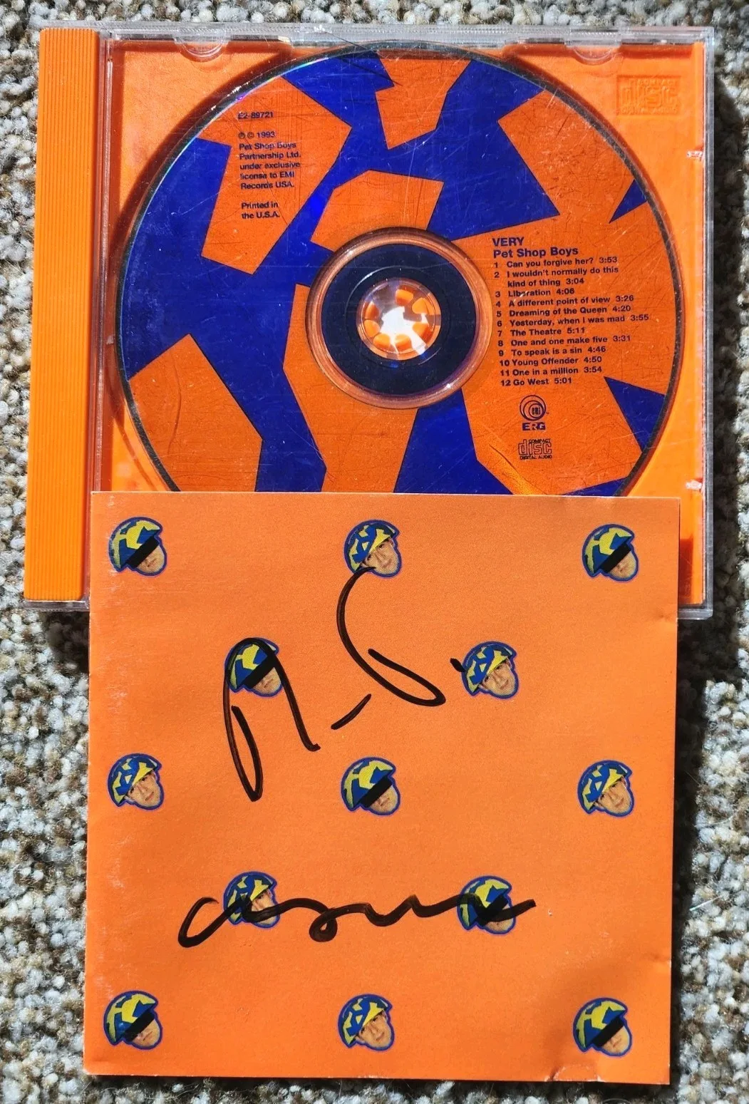 Autographed PET SHOP BOYS Signed VERY CD Go West Liberation 1993, image 2