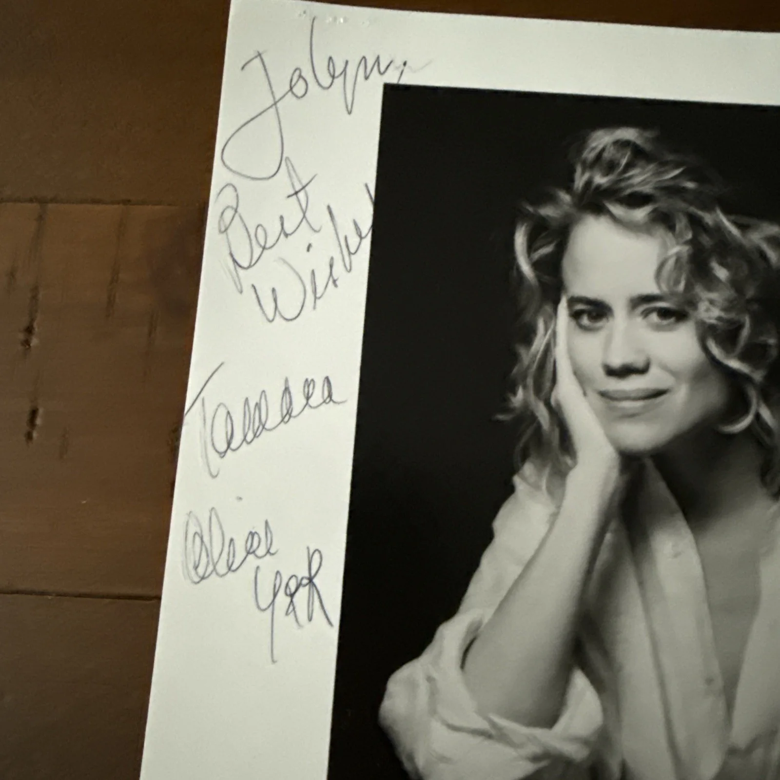 Tamara Clutterbuck — TAMARA CLUTTERBUCK Alice The Young & The Restless 8x10" Photo Signed Autographed, image 3