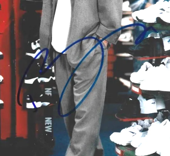 8 x 10 Hand Signed sketch by Ben Affleck, image 2