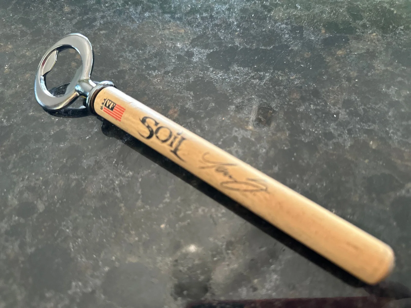 SOiL DRUMSTICK BOTTLE OPENER USED BY DRUMMER TOM SCHOFIELD FOR THE BAND SOiL, изображение 3
