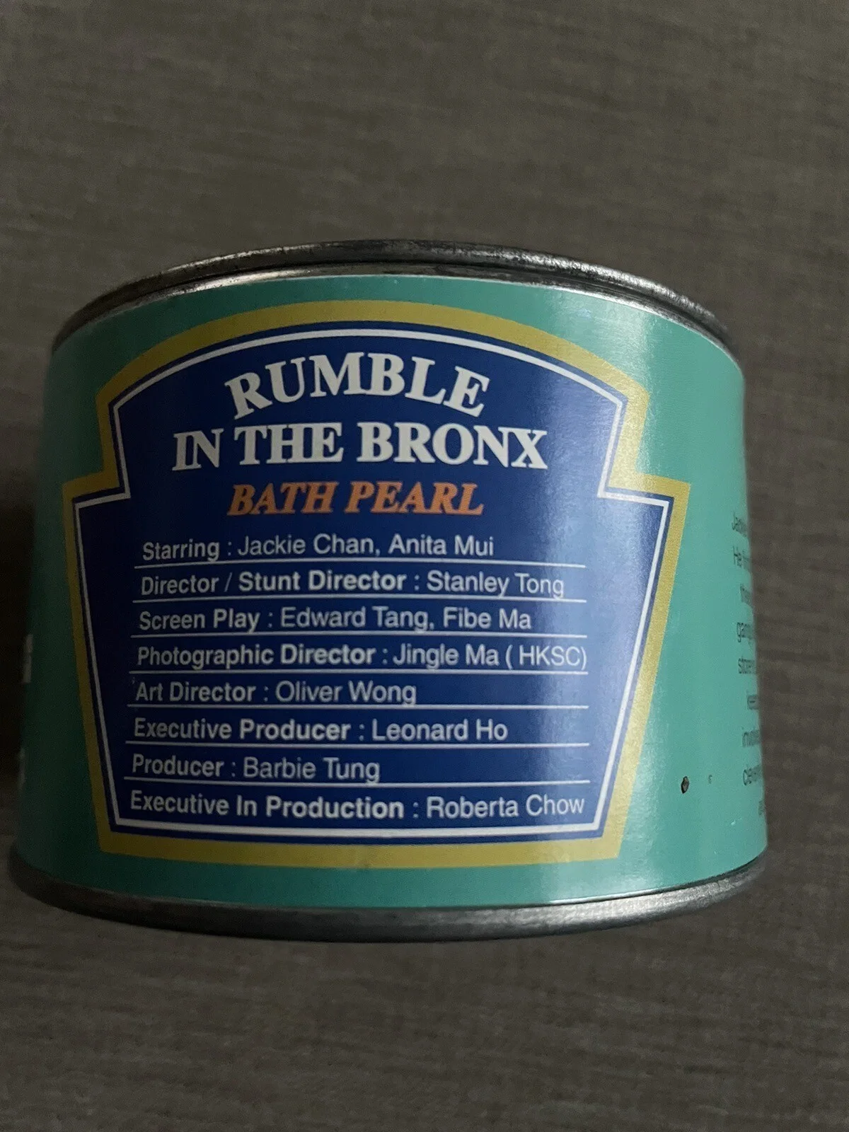Rumble in the Bronx Promo Bath Pearl Tin -Jackie Chan Very Rare Item from 1990s, изображение 2