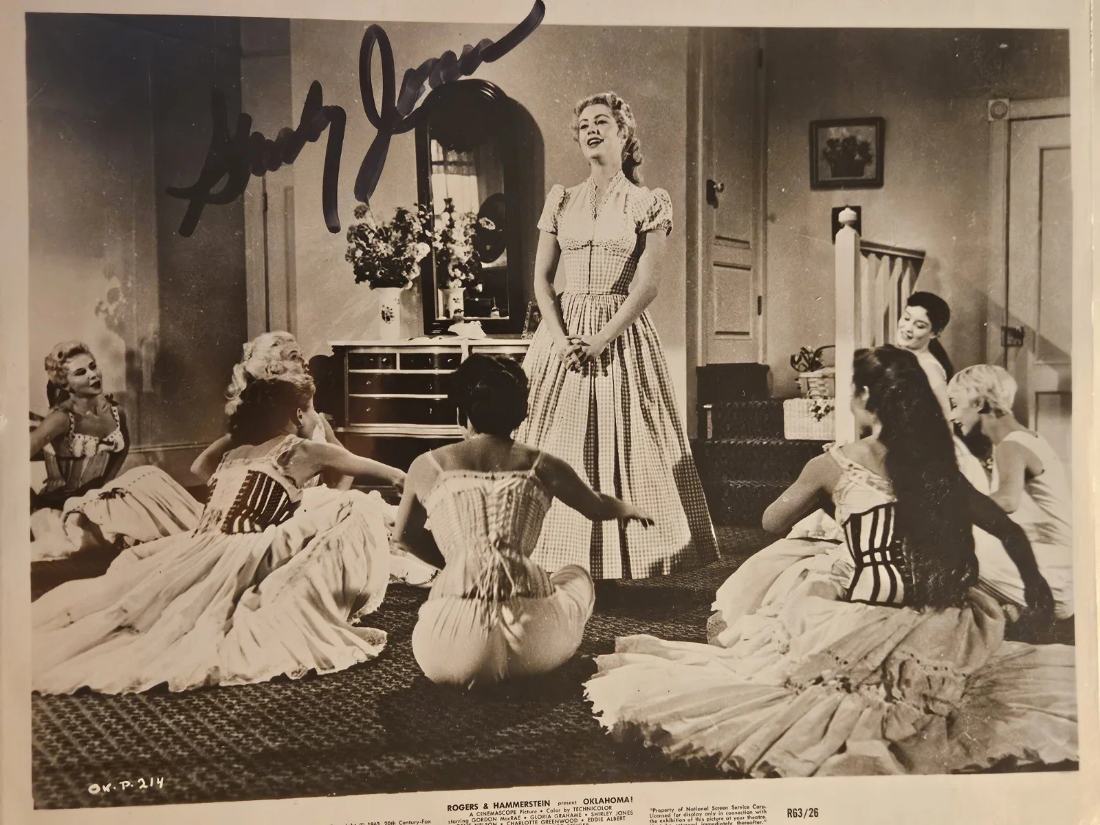 Shirley Jones — Shirley Jones Signed 8x10 Original Autographed Movie Photograph Oklahoma! Movies