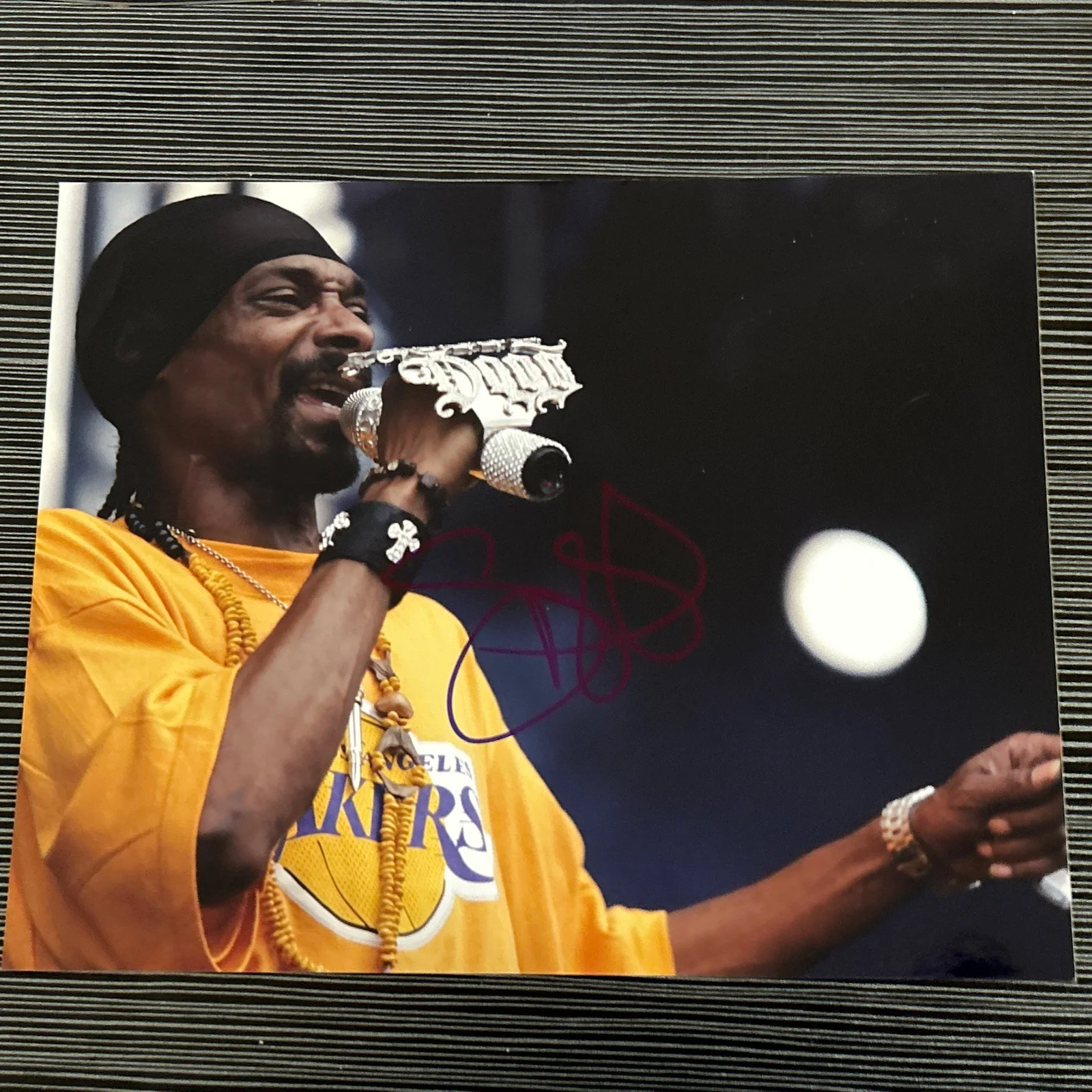 SNOOP DOGG - RAPPER ACTOR LEGEND- SIGNED AUTOGRAPHED 8x10 PHOTO LAKERS B, изображение 2