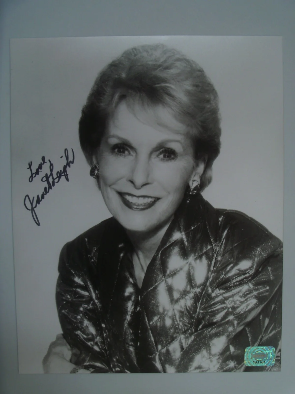 Janet Leigh — JANET LEIGH Signed Autographed Photo 8X10 W/ Hologram/Serial #, изображение 2