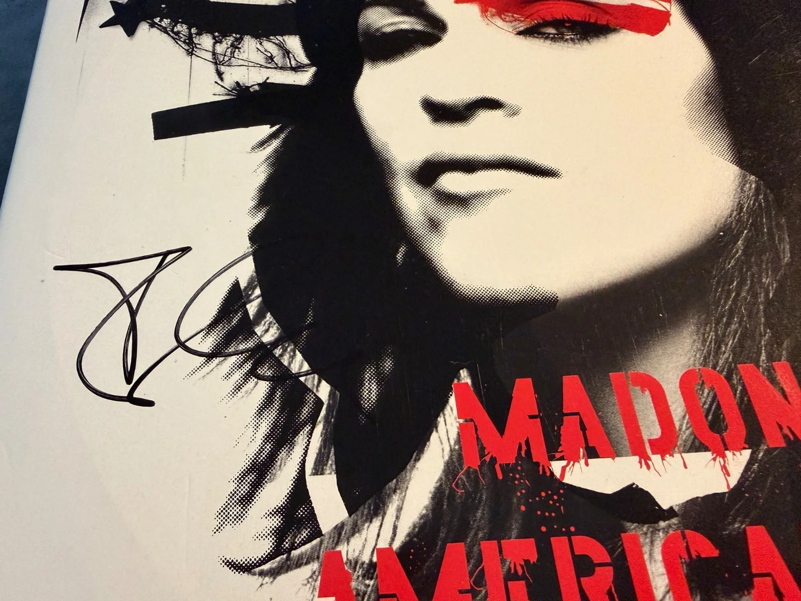 MADONNA 007 JAMES BOND GENUINE AUTOGRAPH DIE ANOTHER DAY LP - RAREST! IN-PERSON!, изображение 5