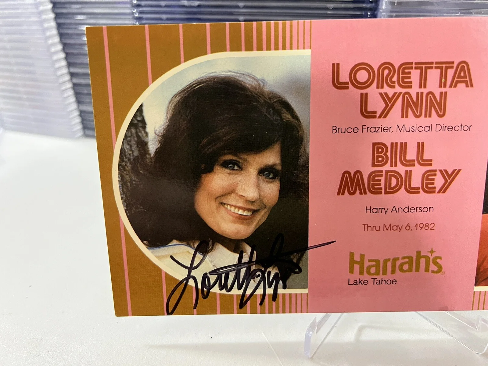Loretta Lynn auto signed post card harrah’s lake tahoe, image 3