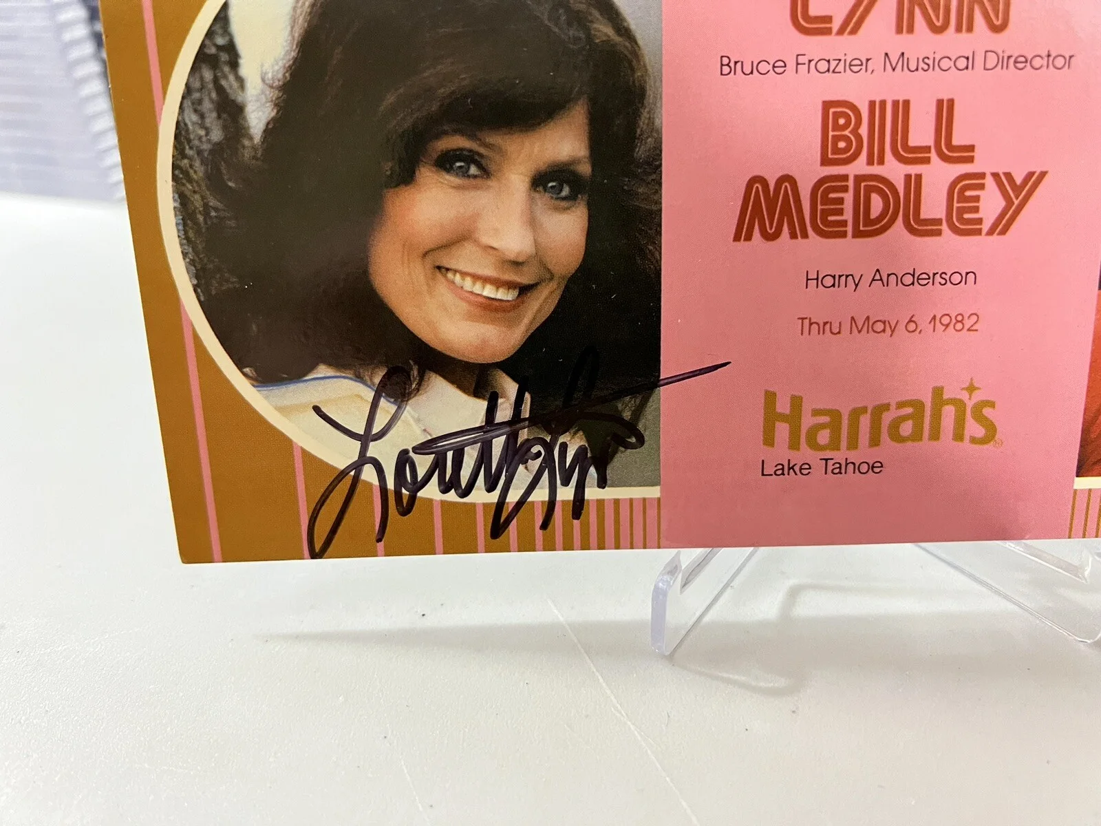Loretta Lynn auto signed post card harrah’s lake tahoe, image 4