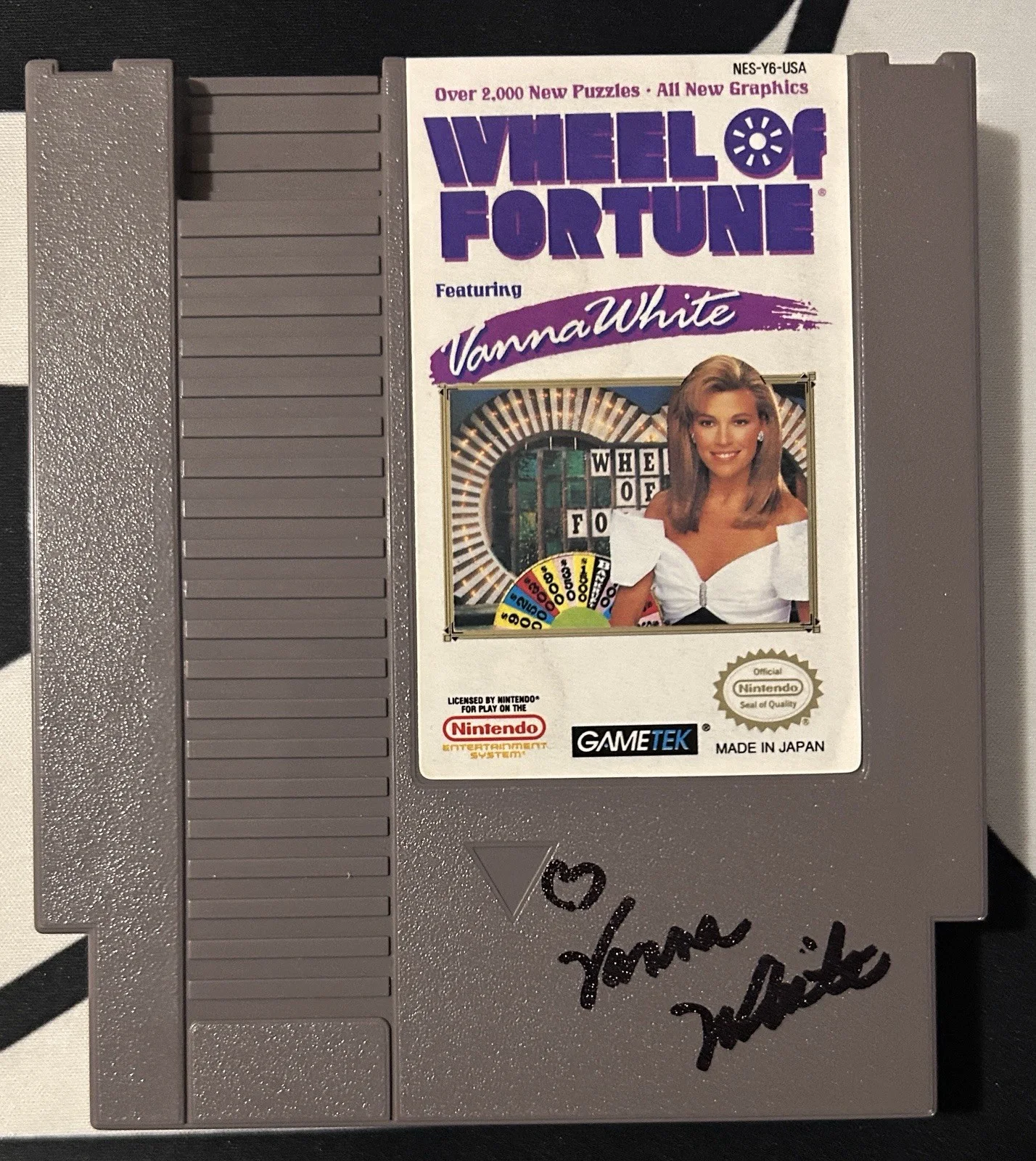Vanna White — Vanna White Signed NES Cartridge. Nintendo Wheel of Fortune. Beckett COA