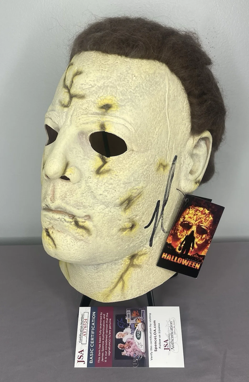 Tyler Mane — Tyler Mane Signed Mask w/ JSA COA ~ Rob Zombie Halloween ~ Michael Myers