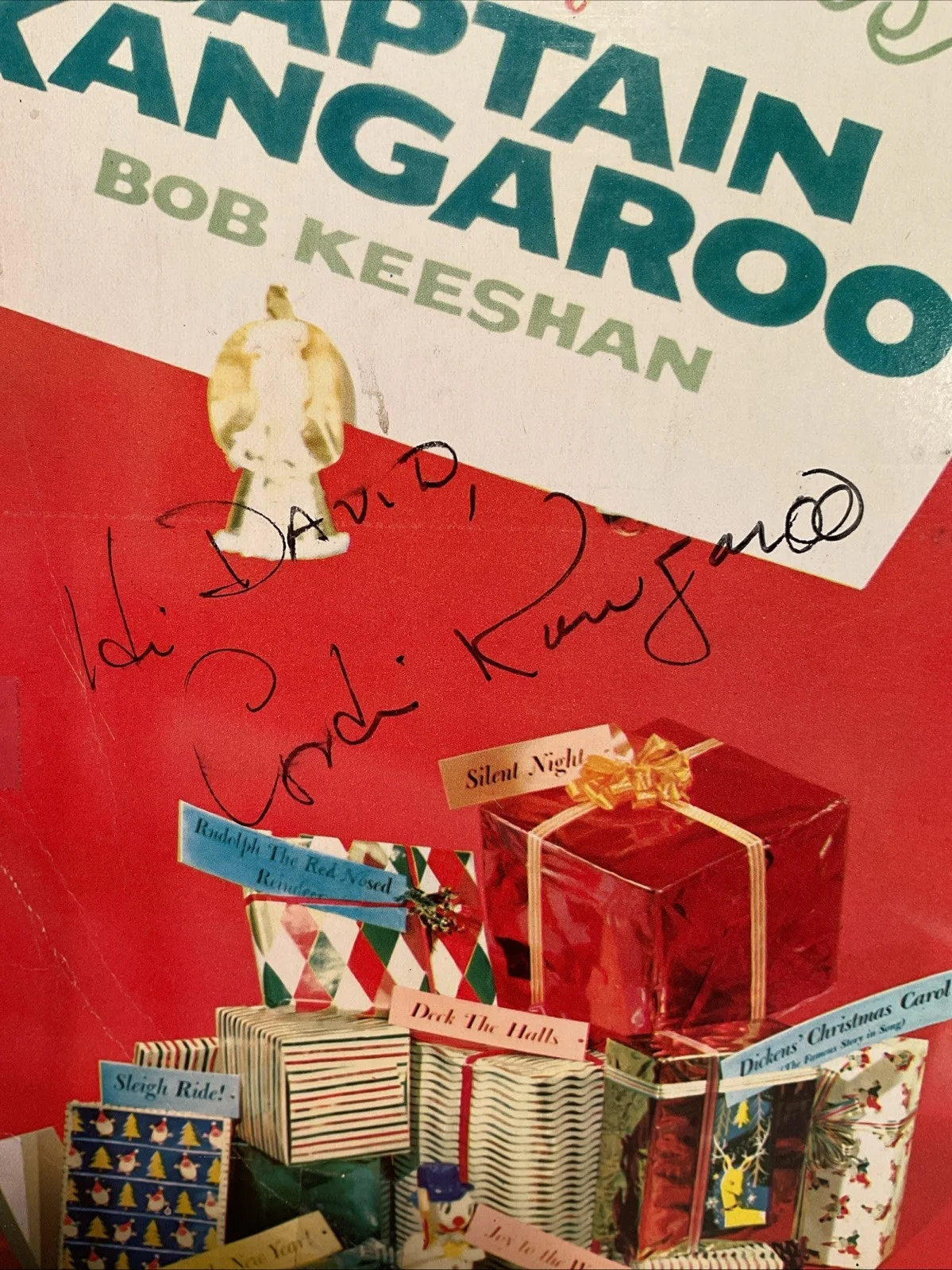 Captain Kangaroo — Captain Kangaroo Signed Autograph Merry Merry Christmas Record LP Bob Keeshan, изображение 2
