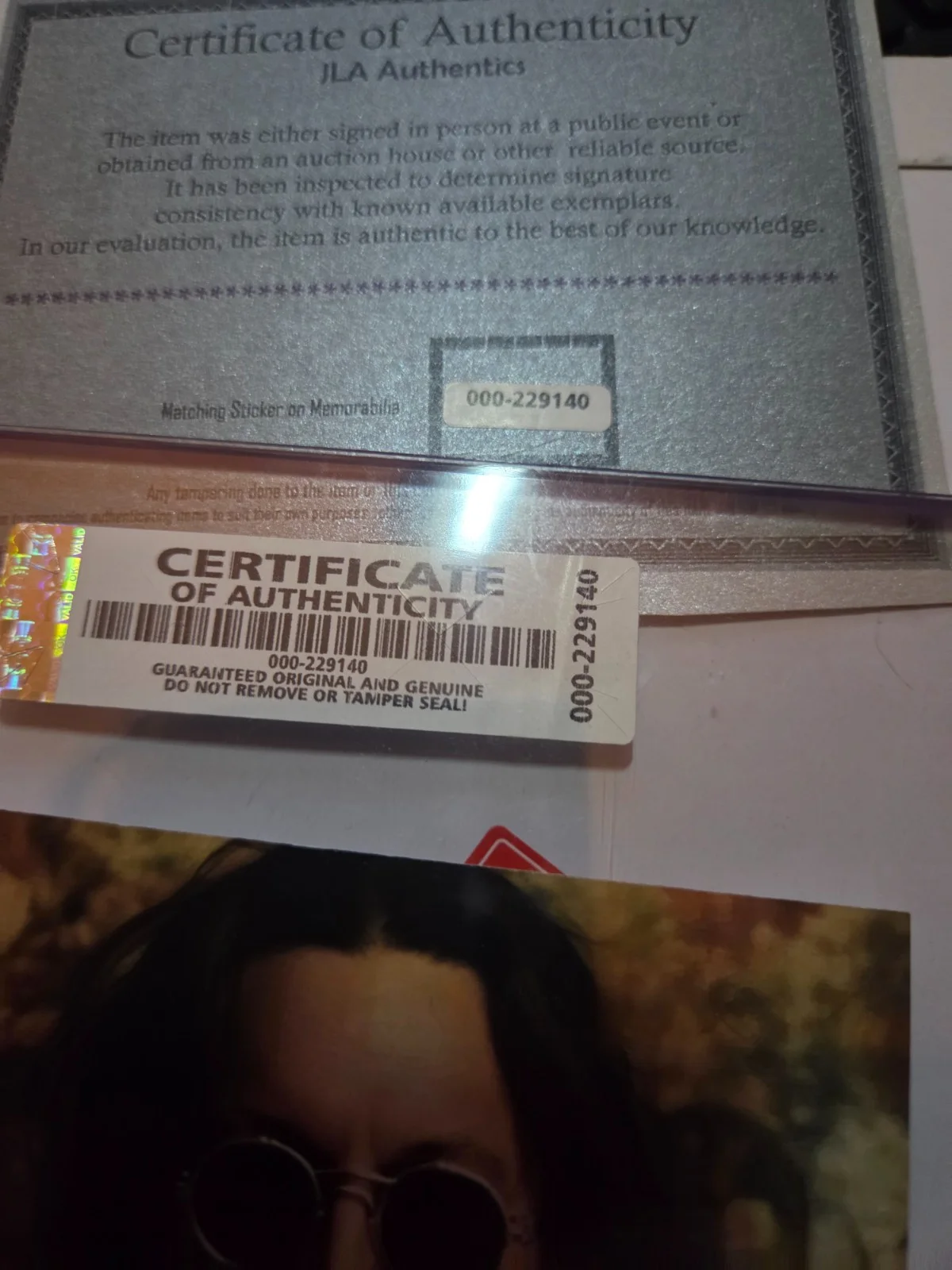 johnny depp — JOHNNY DEPP signed 4x6 photo ENCAPSULATED to 6x8 coa/holo free shipping, изображение 4