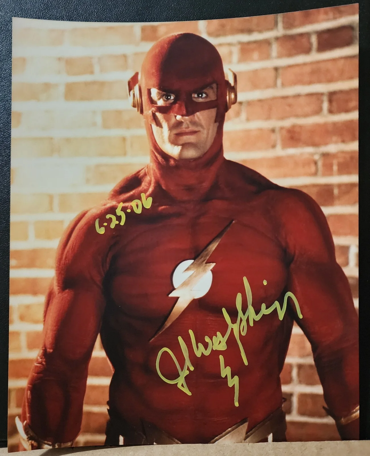 John Wesley Shipp — John Wesley Shipp Signed Barry Allen The Flash "6-24-06" 8x10 Photo PSA DNA Auto