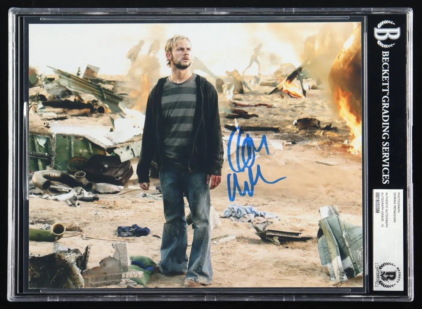 Dominic Monaghan — Dominic Monaghan Signed "Lost" 8x10 Photo [BGS Autograph Graded 10 Encapsulated]