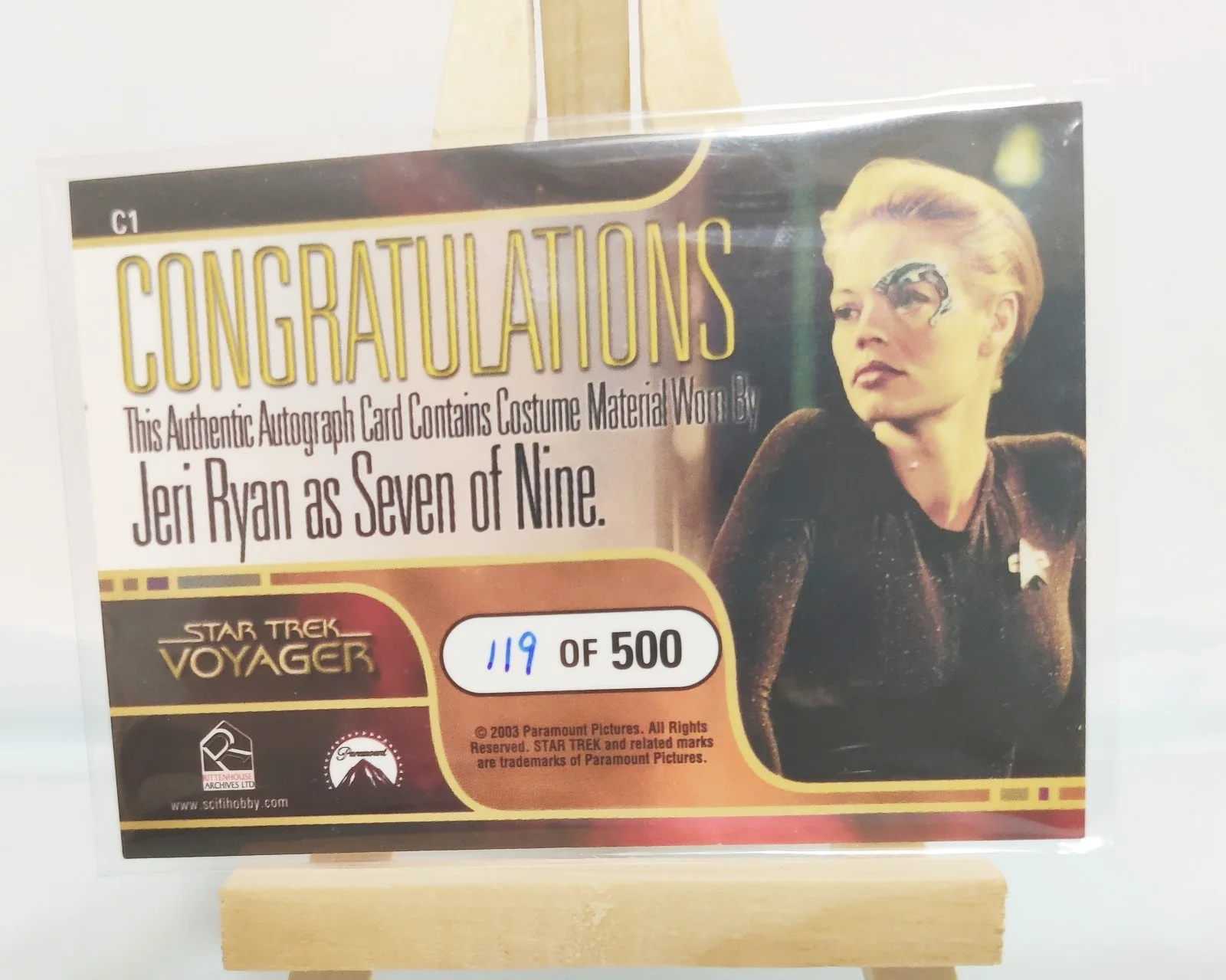 Jeri Ryan — 2003 Star Trek Voyager Jeri Ryan Seven of Nine Autograph Costume Card /500 NM, изображение 2