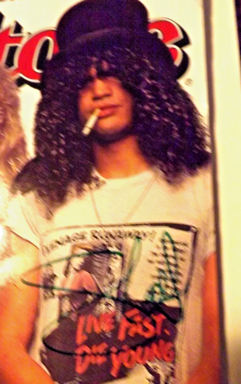SLASH & Axl Signed ' Rolling Stone Magazine ' Framed, image 3
