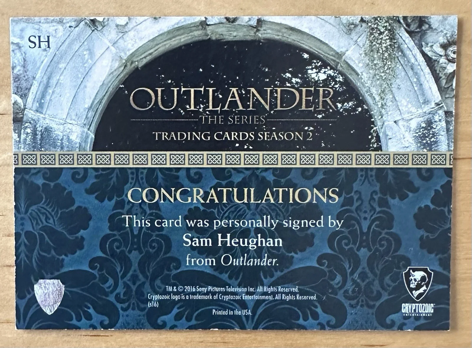 Sam Heughan — Sam Heughan as Jamie Fraser, Outlander Season 2 Autographed Trading Card, изображение 2