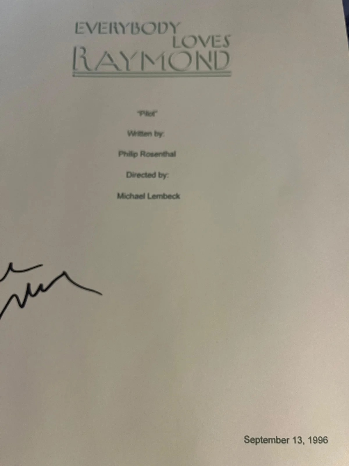 Ray Romano — Ray Romano Signed Autographed Everybody Loves Raymond Pilot Episode Script Cover, image 3