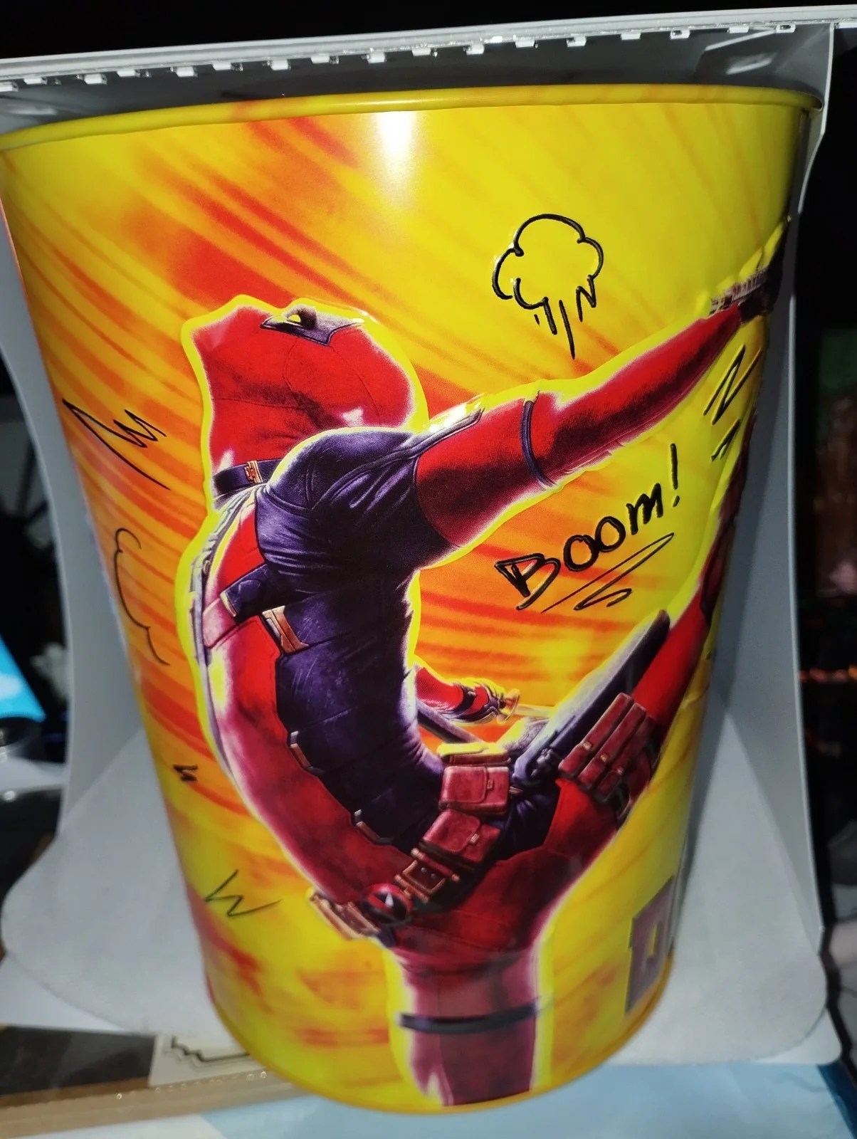 Disney Marvel Deadpool 3 Wolverine Film Promo Popcorn Bucket, изображение 2