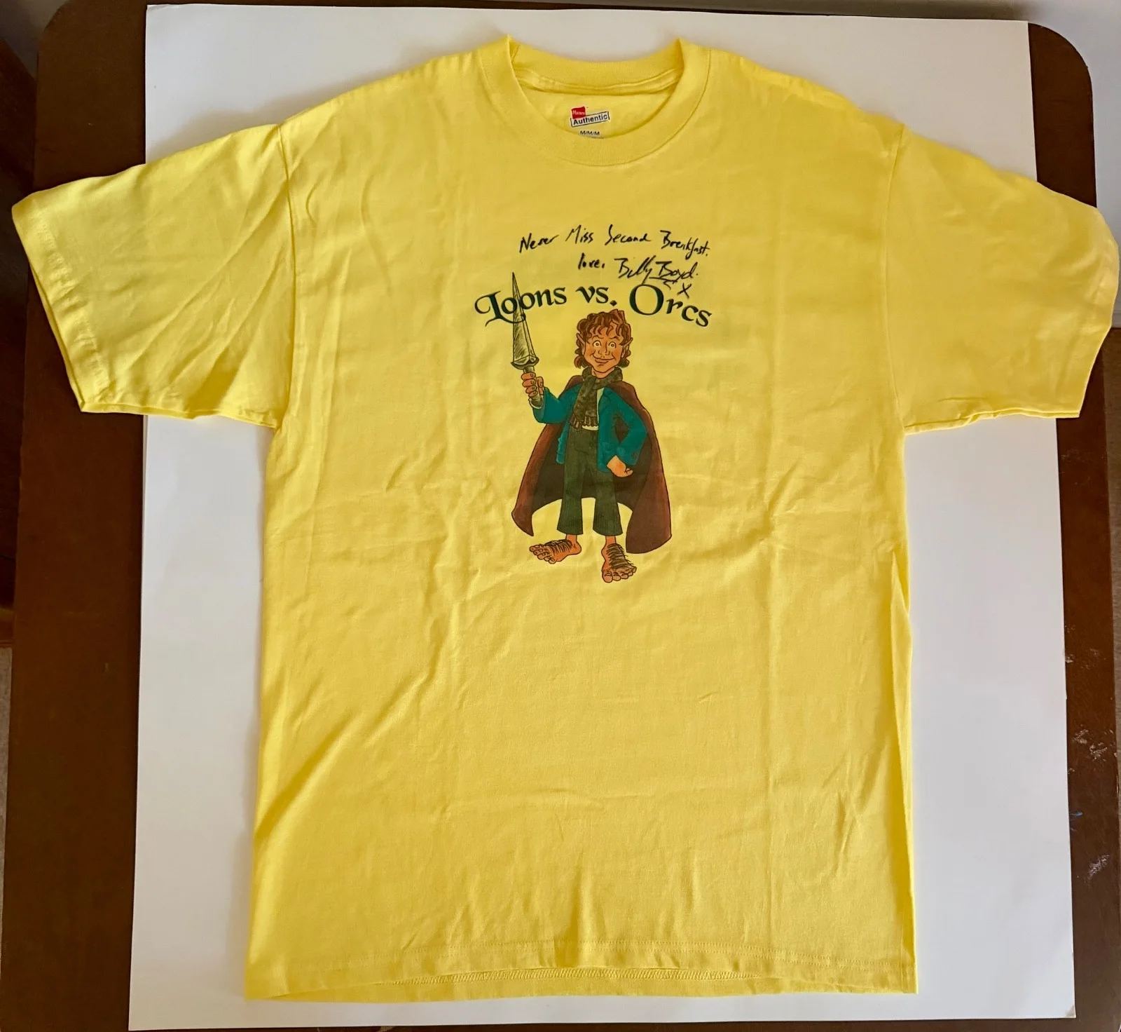 LOTR Billy Boyd signed & quoted Loons vs. Orcs T-shirt & autographed 8x10 photo, изображение 2