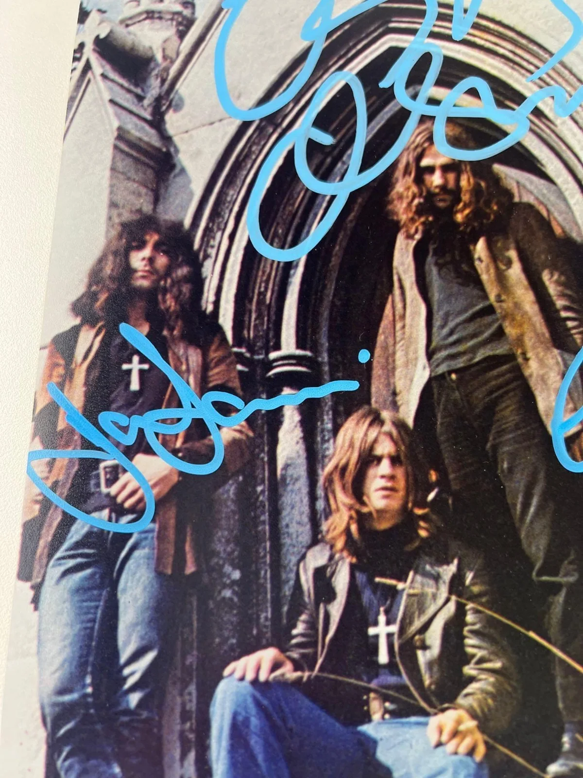 Black Sabbath Fully Group Signed 14" x 11" Photo (4 Sigs) (Beckett/BAS Auth.), image 4