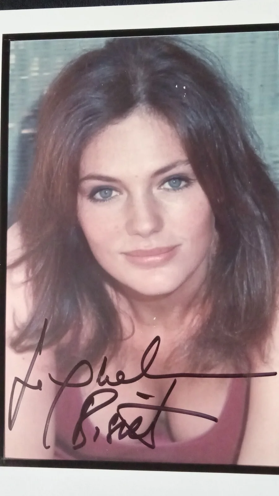 Jacqueline Bisset — Jacqueline Bisset Autographed Photo Matted & Framed Signed COA Movie Star Poster, изображение 3