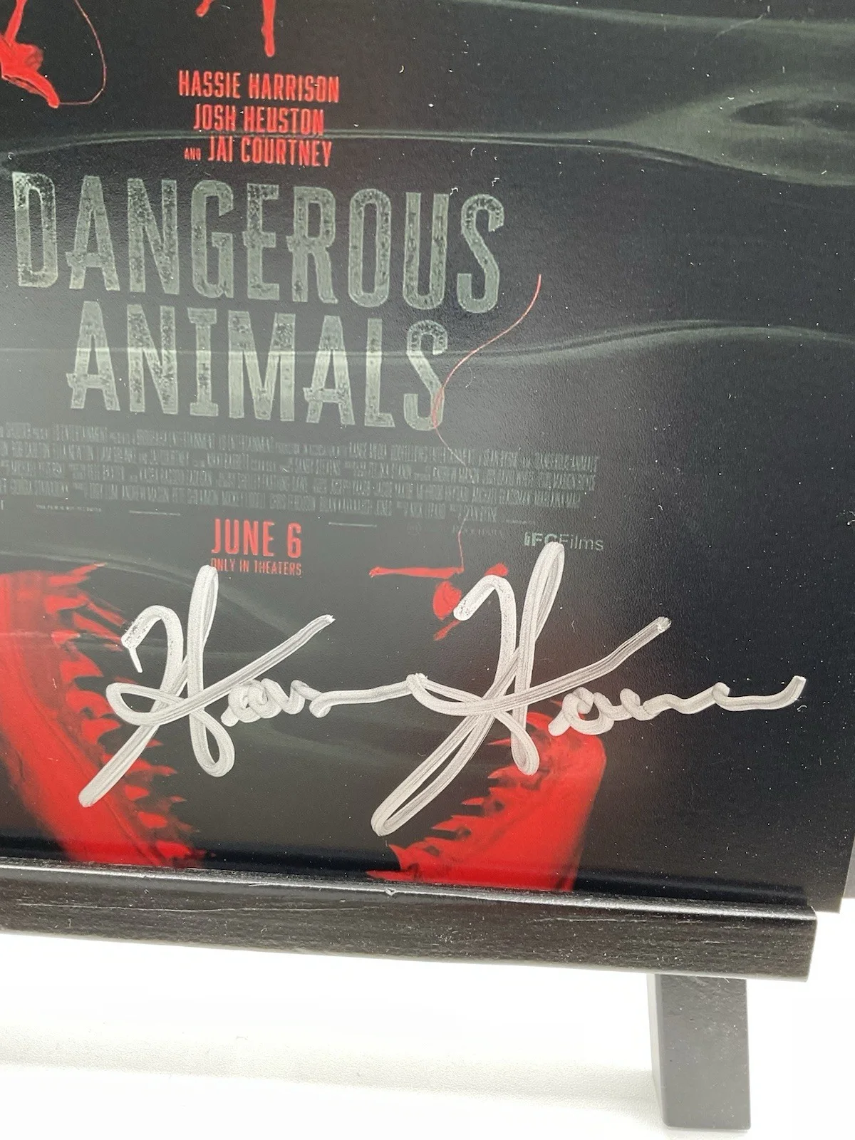 Hassie Harrison — Hassie Harrison signed 8x10 Dangerous Animals signed 8x10 BAS Horror Autographed, image 2